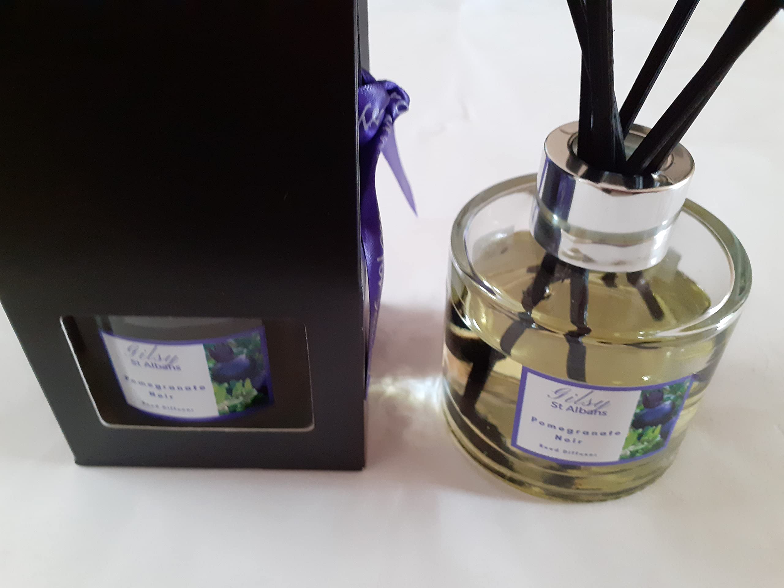 GilsyStAlbans, Pomegranate Noir, Best, Environmentally-Friendly, Reed Diffusers, Handmade, Vegan and long-lasting (100ML)