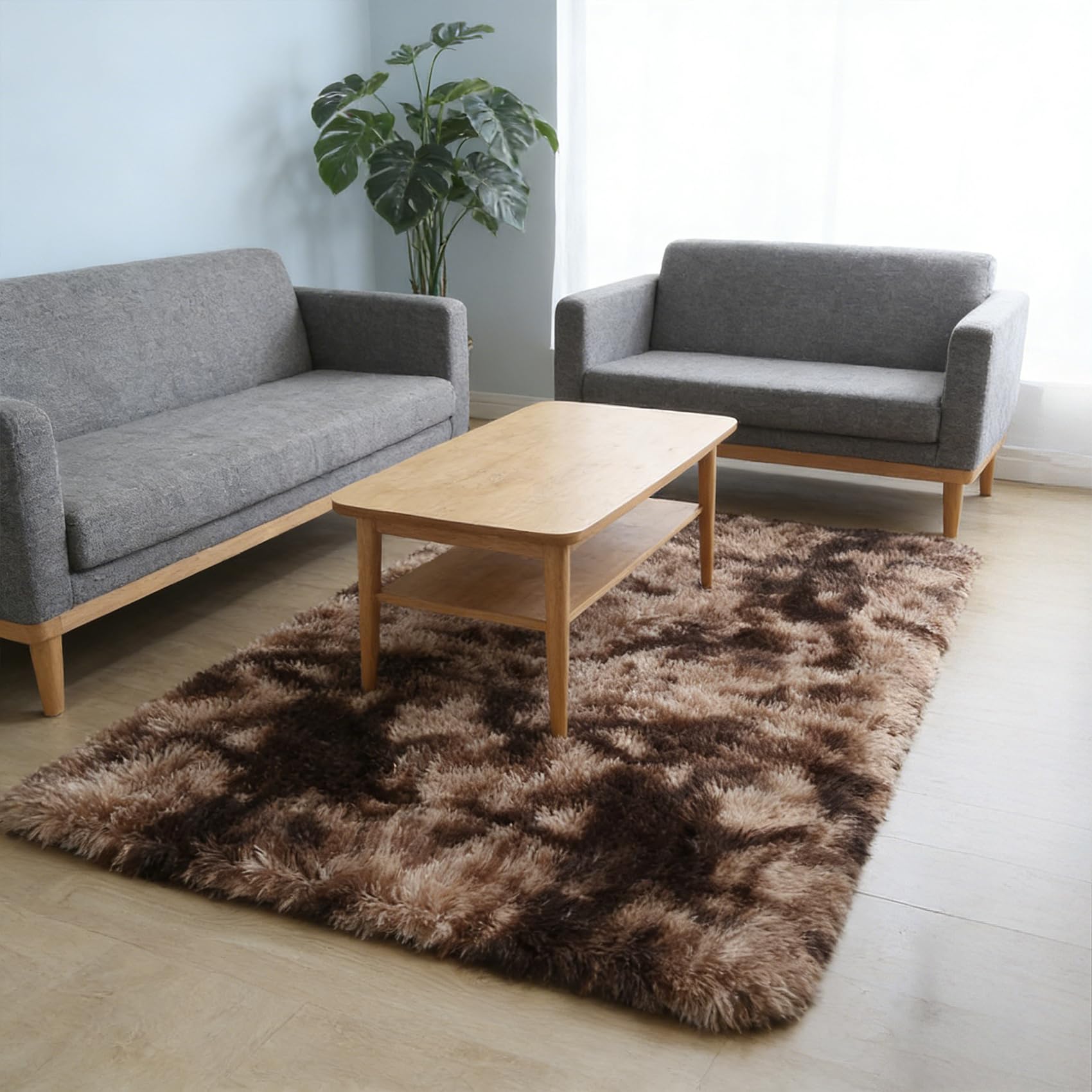 Tapis chambre enfant garçon en polyester de qualité supérieure au fini poils longs brun