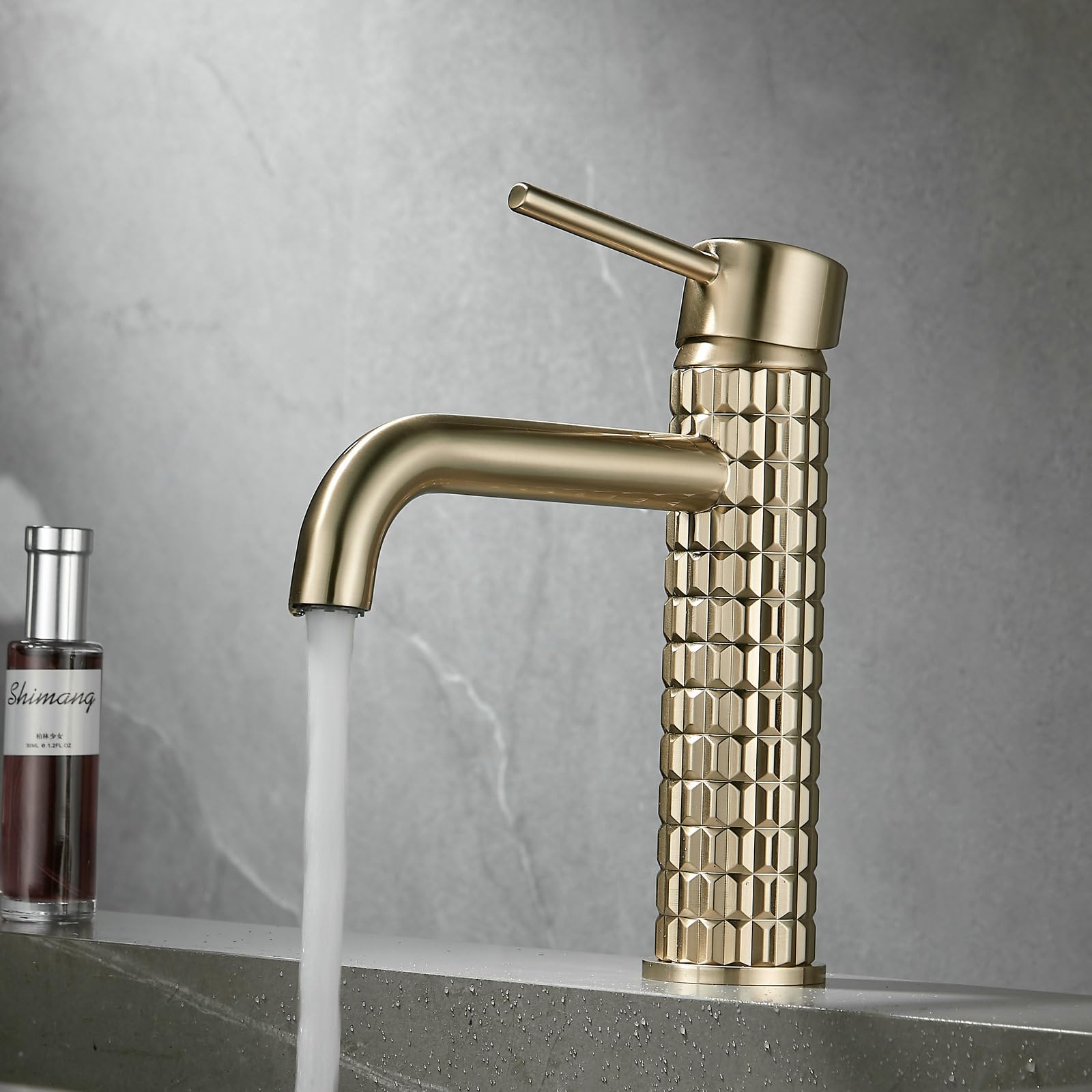 Silver Single-Handle, Single-Hole tapBrass MaterialBathroom Sink tap with Water Supply Hoses. - Image 4