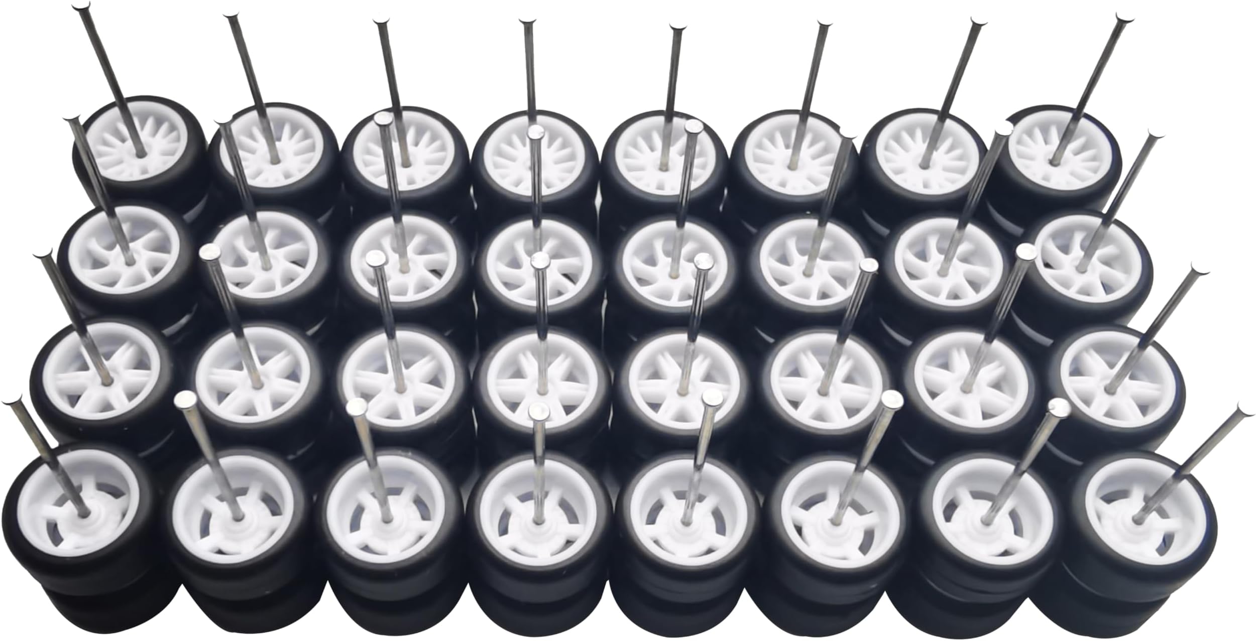 16 Set 1/64 Wheels and Tires Kit Simulation 1 64 Scale Wheels with Rubber Tires and Hub Suitable for Adding Collection Value to 1/64 Model Cars (White)