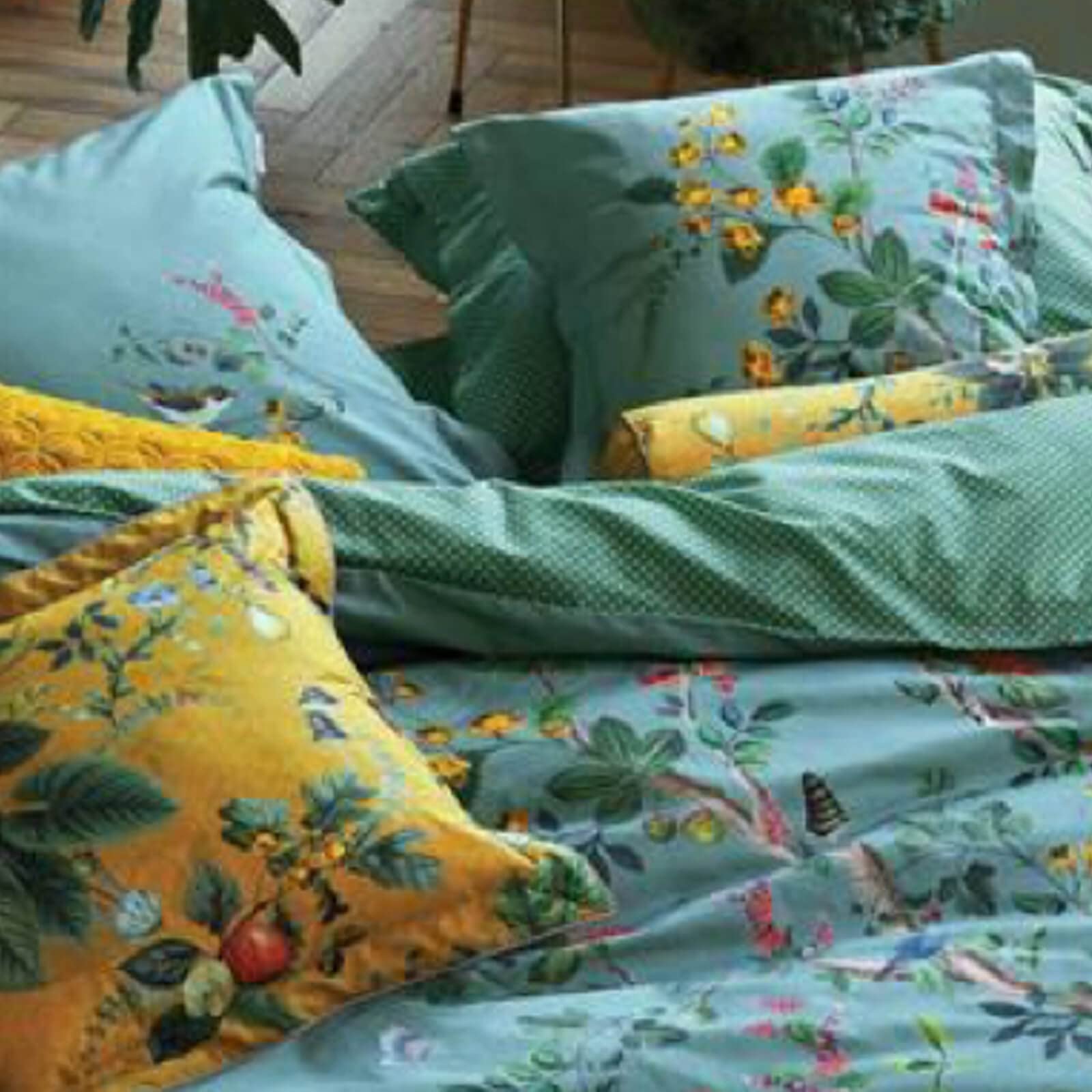 Pip Studio Wild and Tree Perkal Wendebettwäsche Set aus 100% Baumwolle, 200 Fadenzahl, Geblümtes Design mit Wendeoptik, Grün, 135 x 200 cm mit Kissenbezug