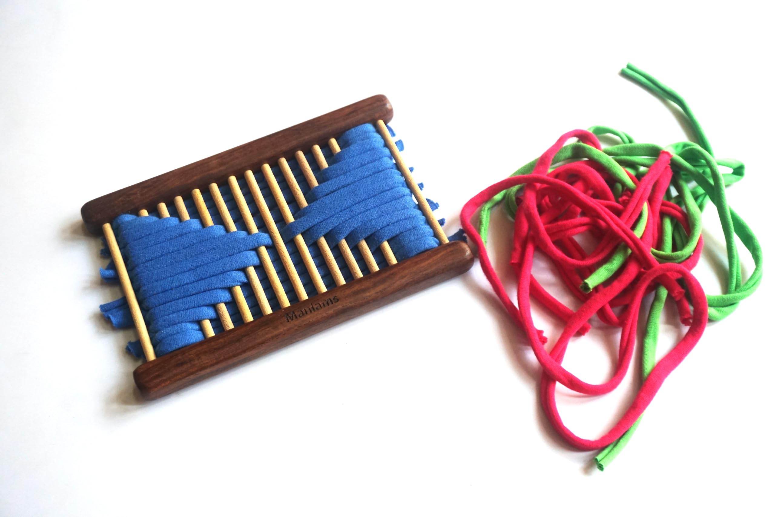 Maniams Bunai Wooden Weaving Tool with Yarns Pattern Making Booklet, Educational Learning Toy for Kids, Birthday Gift for Boys Girls 6 7 8 Year Old I 2 Wooden Frames + Yarns + Activity Booklet 1