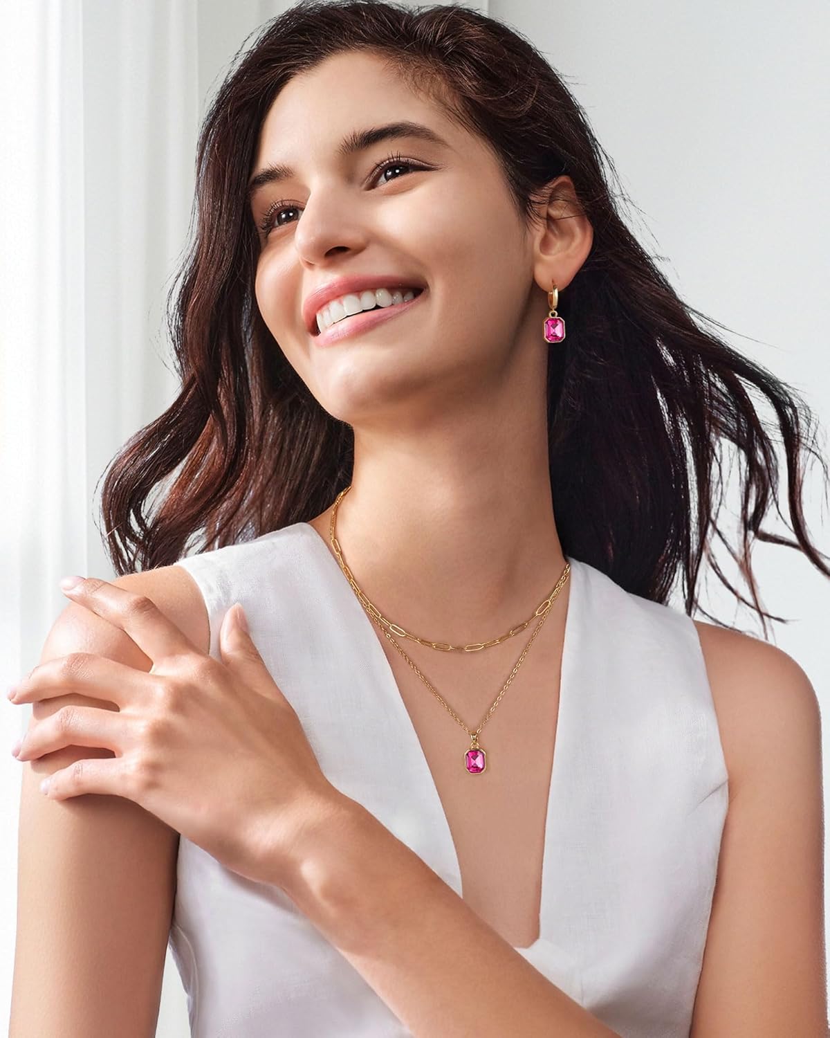 Lourny Gold Layered Crystal Necklace for Women, 18K Gold Plated Choker Emerald Green Dainty Chain Trendy Statement Necklace Jewelry for Women Gifts - Image 2