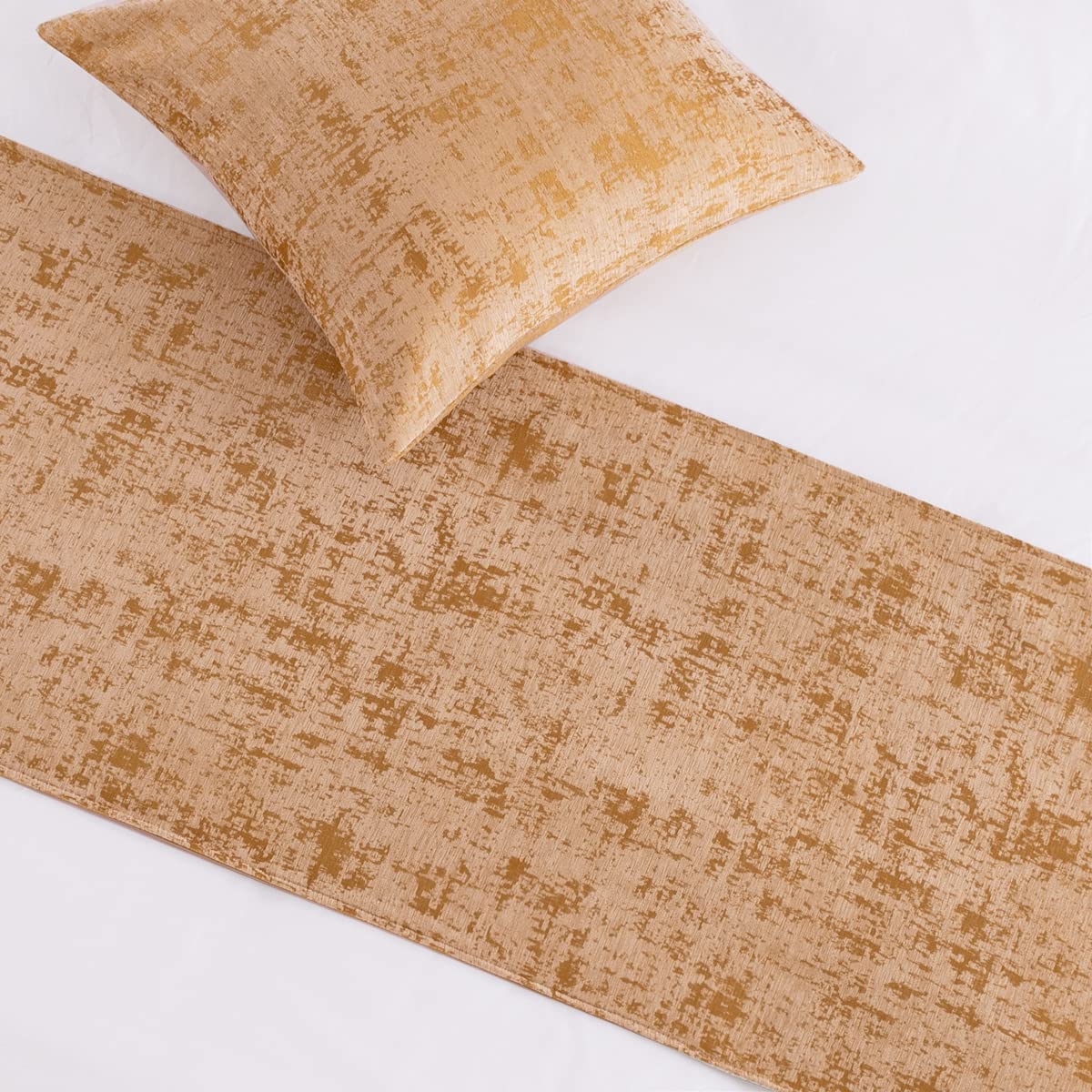 AMBERIS Camino De Cama Dorado, Bufanda De Cama Moderna De Chenilla Suave Que No Se Decolora (Las Fundas de cojín se Venden por Separado)