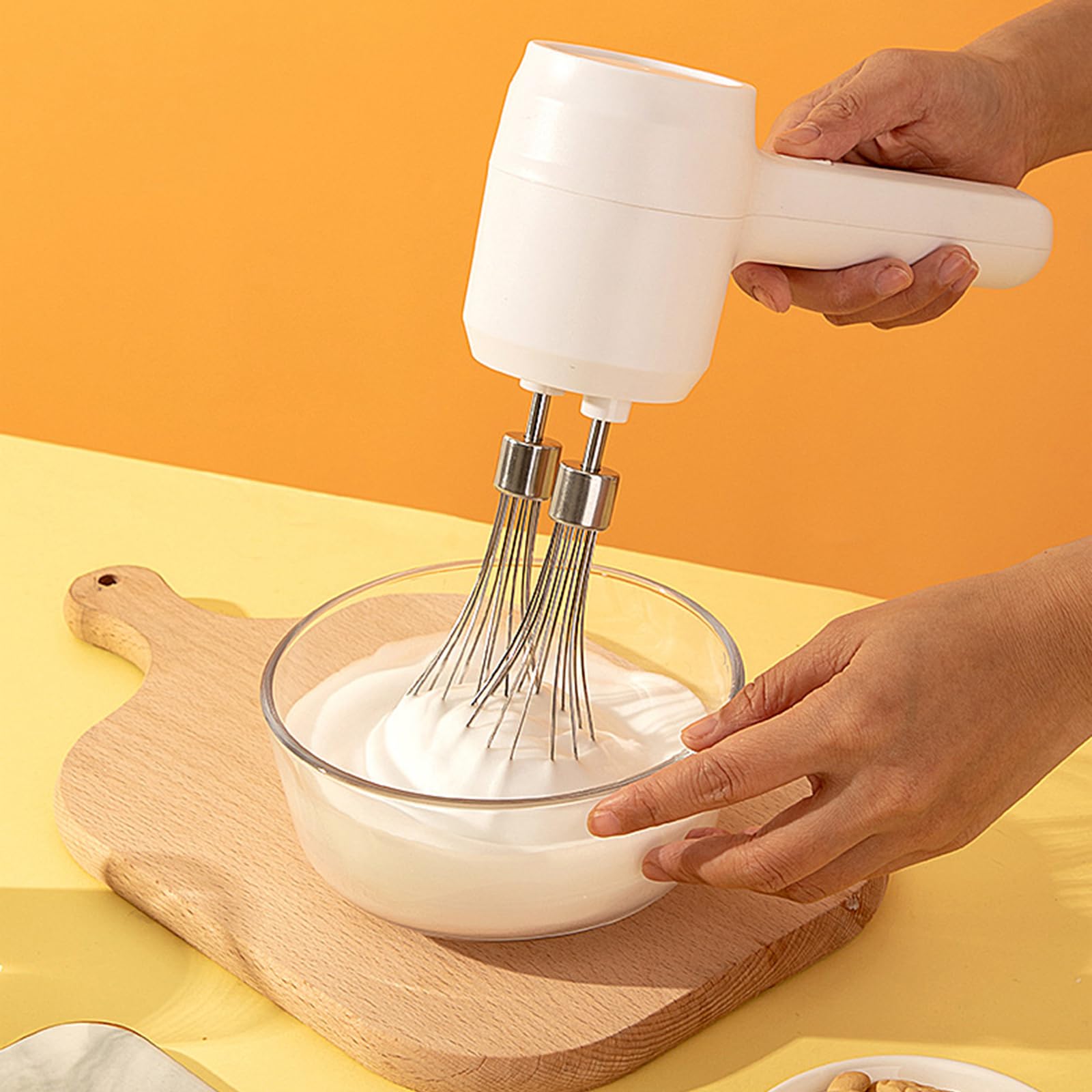 Frusta elettrico portatile senza fili con 4 accessori rimovibili, frusta accoppiata per panna e prodotti da forno casalinghi, preparazione dessert, frusta da cucina, frullatore portatile