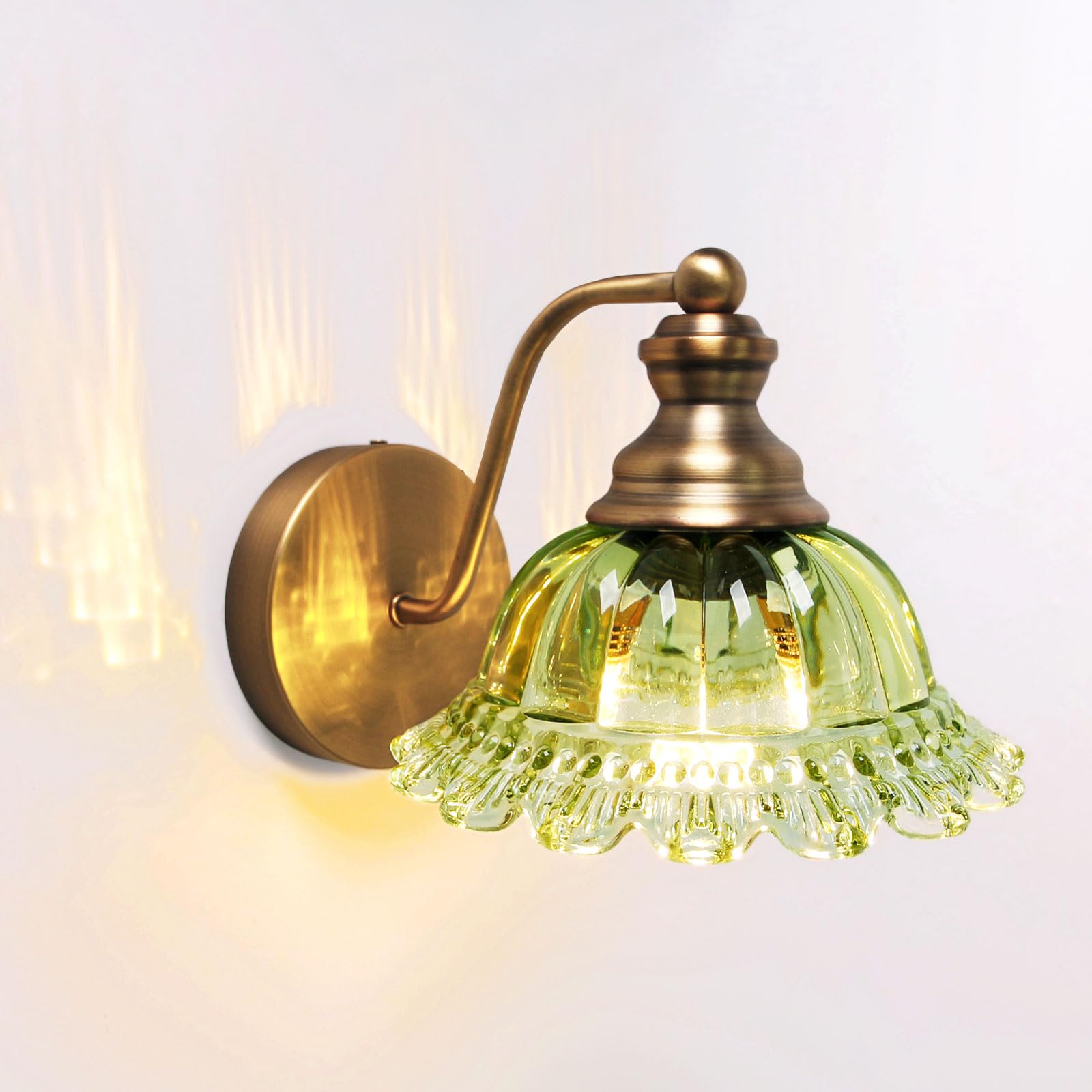 CHILDHOOD Retro Wall Light, Green Glass Flower Lamp Shade, Industrial Modern Wind Wall Light, Suitable for Bedrooms, Living Rooms, Dining Rooms