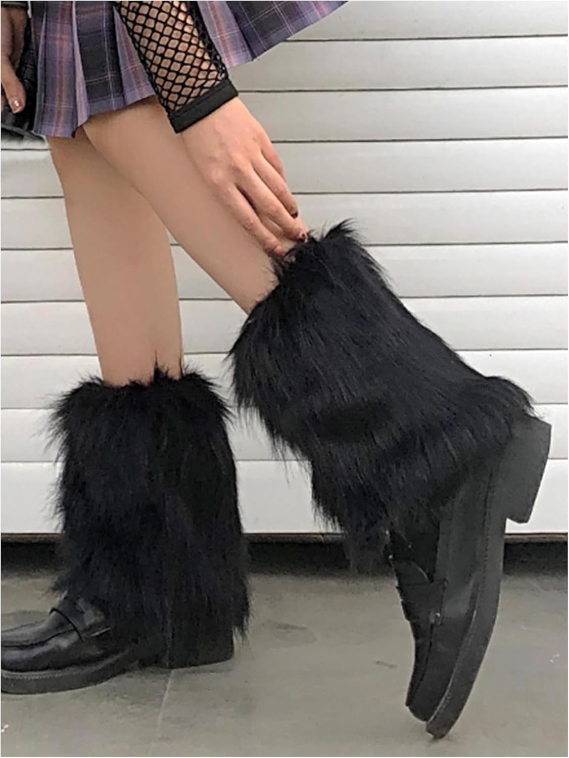 WDIRARA Women's Faux Fur Ankle Leg Warmers Fuzzy Leg Cuffs Winter Cuff Covers - Image 2