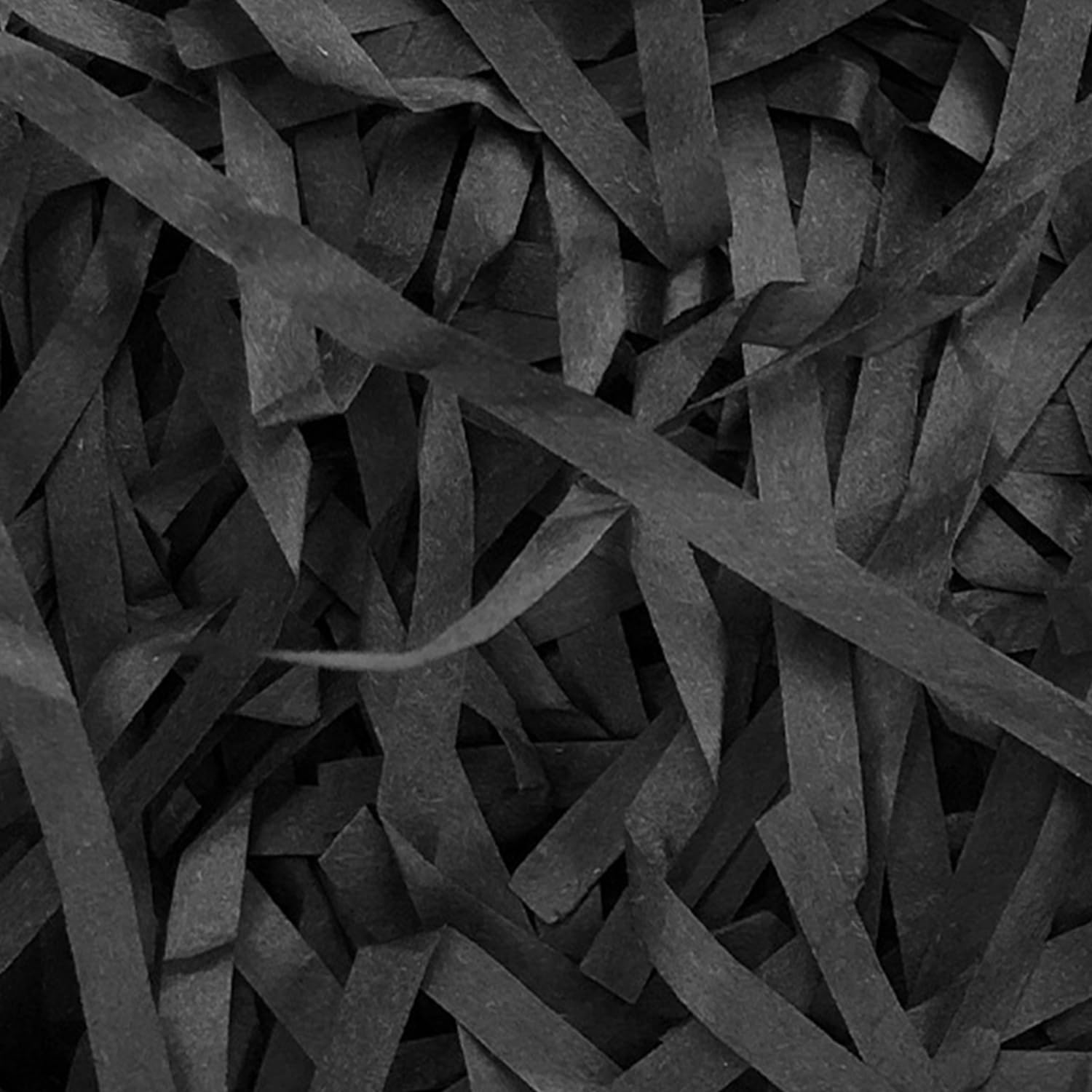 KASTWAVE Raffia Gift Filler Paper Shreds, 100 Grams Grass Craft Shredded Tissue for Basket Filling, DIY Gift Decoration and Packaging, Party Supplies Accessories, Black