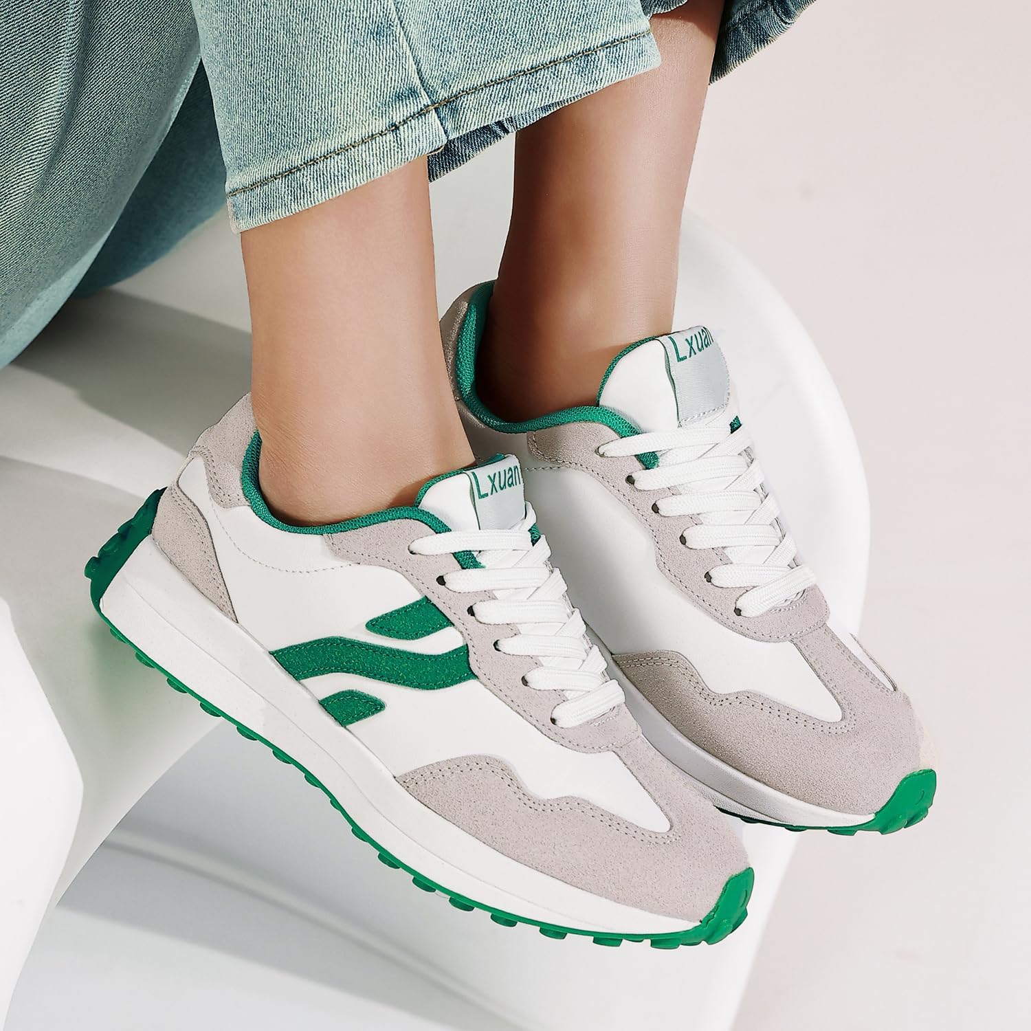 Women's Retro Chunky Sole Sneakers-Casual Lightweight Lace-Up Walking Shoes Anti-Slip & Brethable - Image 5