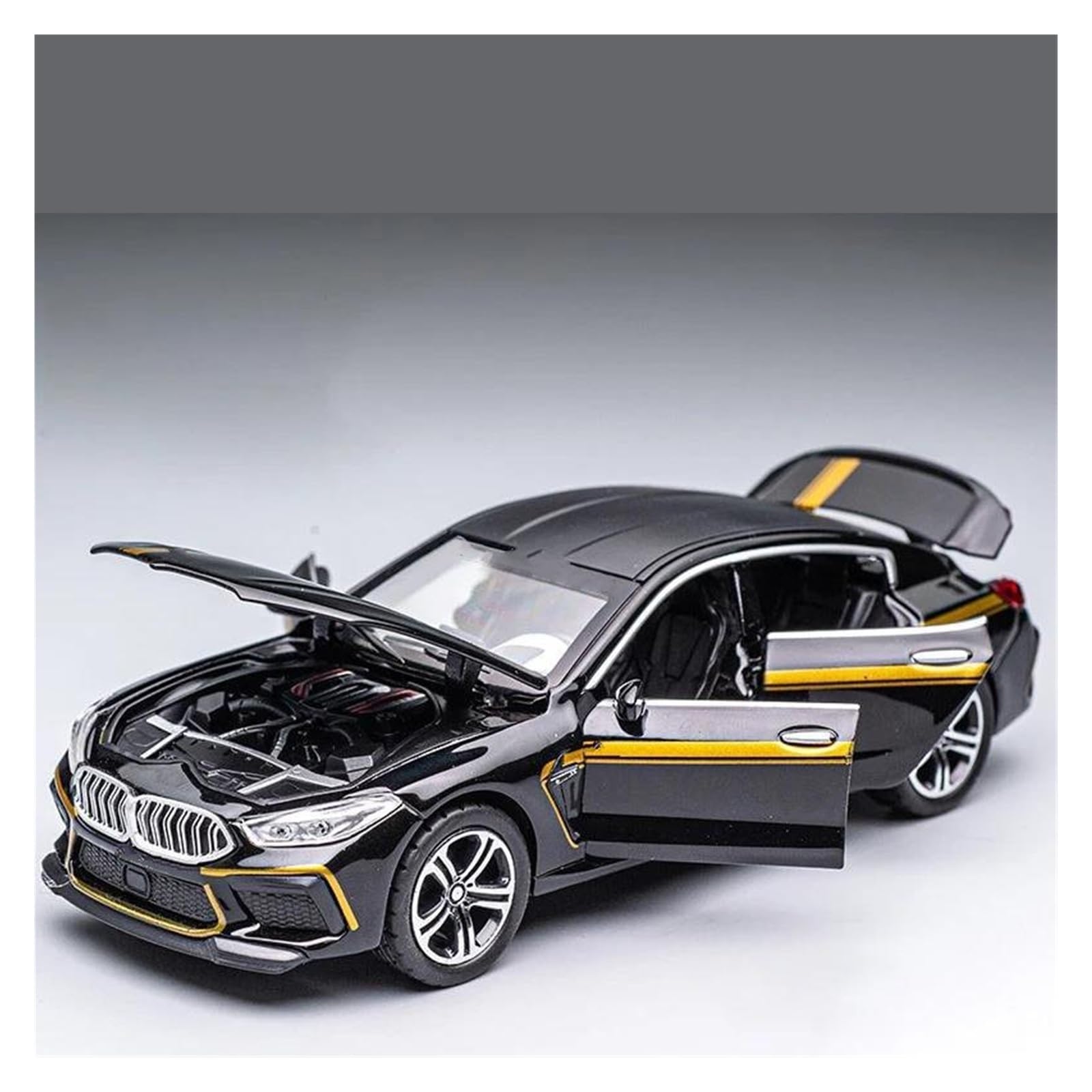BANKOTO Diecast Car 1:32 For BMW M8 For IM Supercar Alloy Diecasts Car Model Collection Collectible