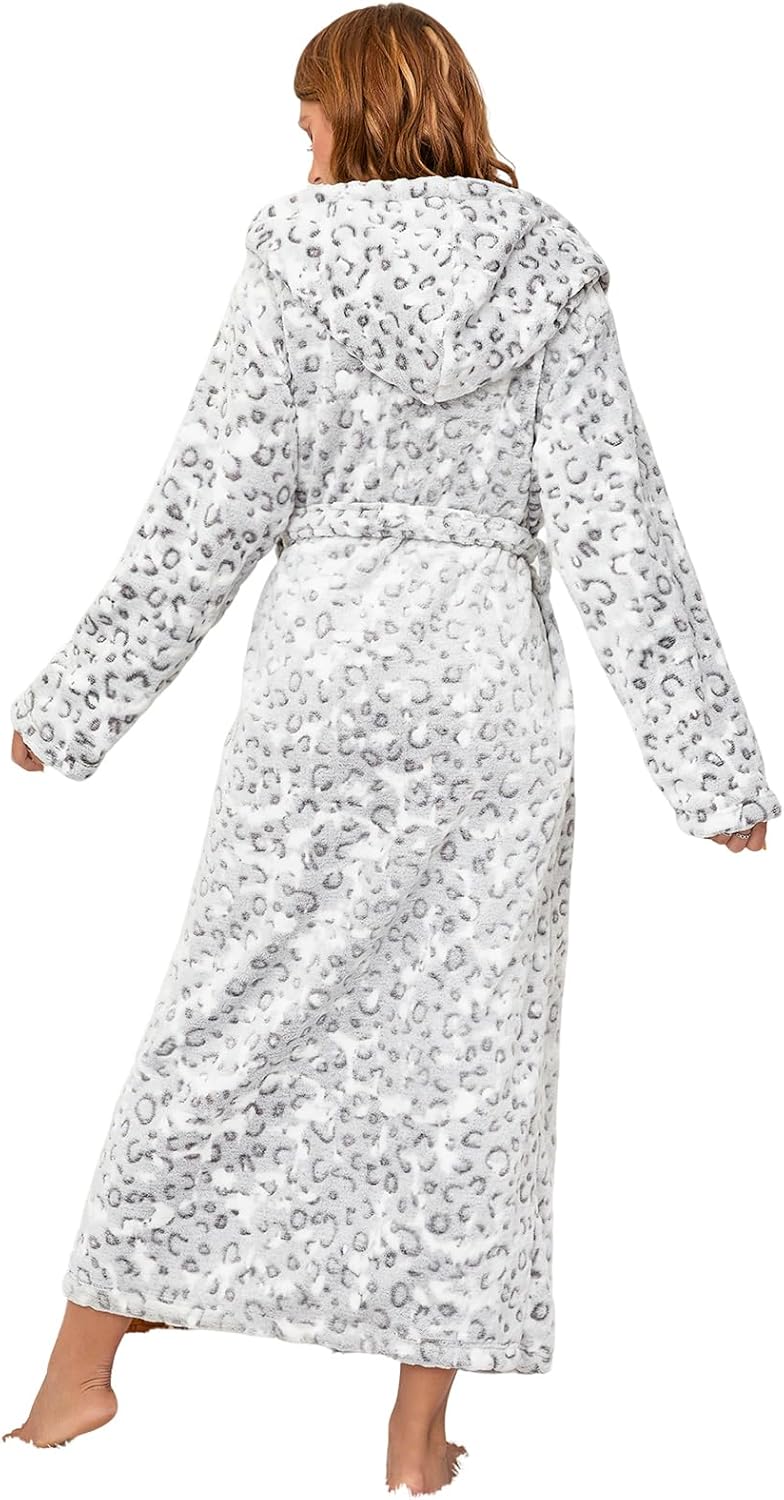 RONGTAI Womens Robes Plush Fleece Hooded Bathrobe Thick Nightgown with Pockets Fluffy Sleepwear - Image 2