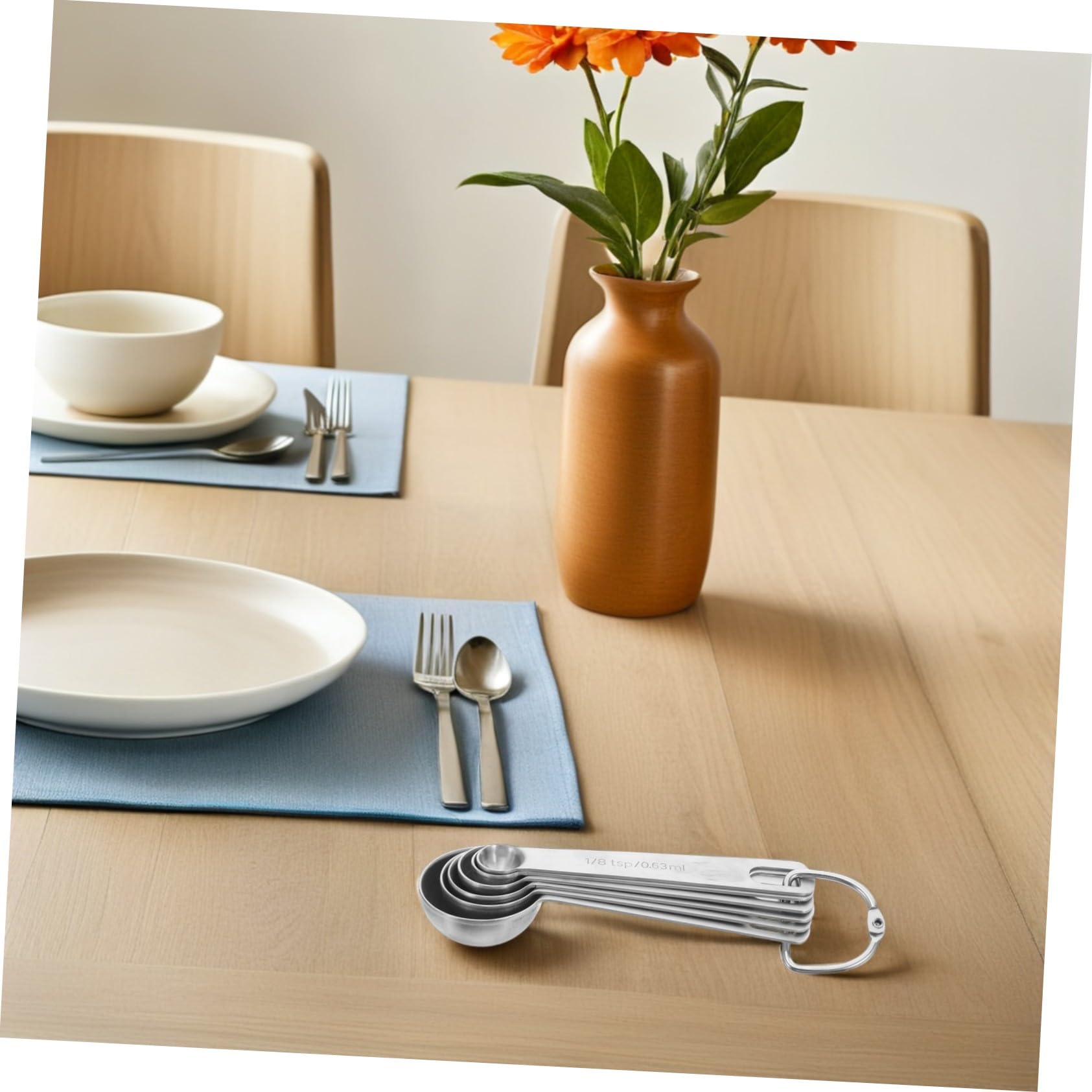 2 Sätze Küchen Messbecher und Löffel Set Teilig Ergonomisch mit Rutschfestem Griff für Trocken und Flüssigzutaten Backen Kochen Platzsparend Stapelbar mit Aufhängeloch