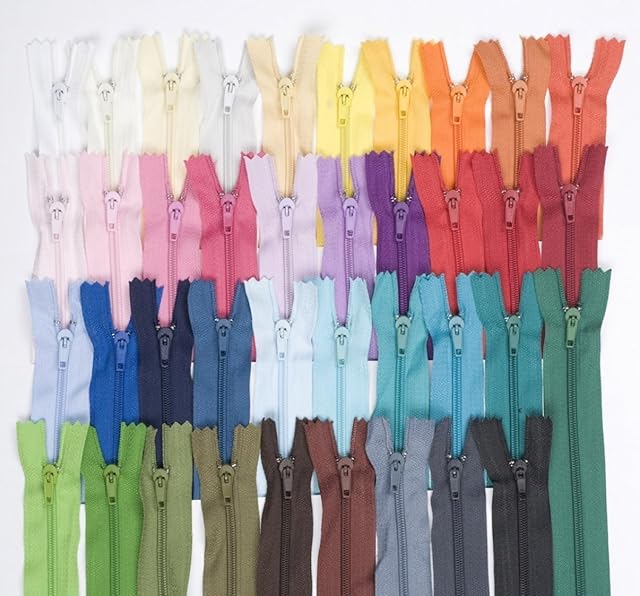 39 Zip Fasteners in Assorted Colours 18 cm