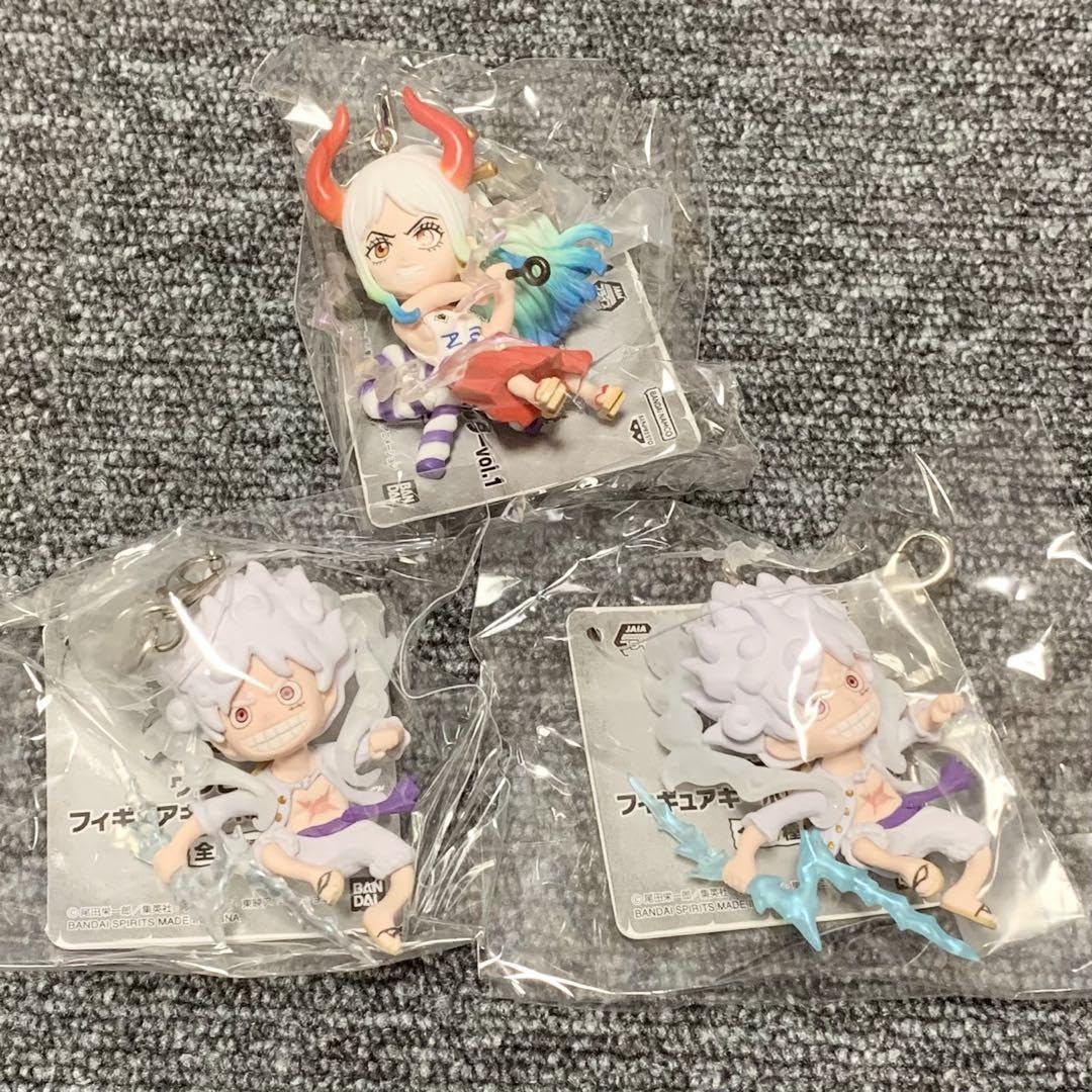 Amazon.co.jp: ワンピース フィギュアキーホルダー ニカルフィ ×2 