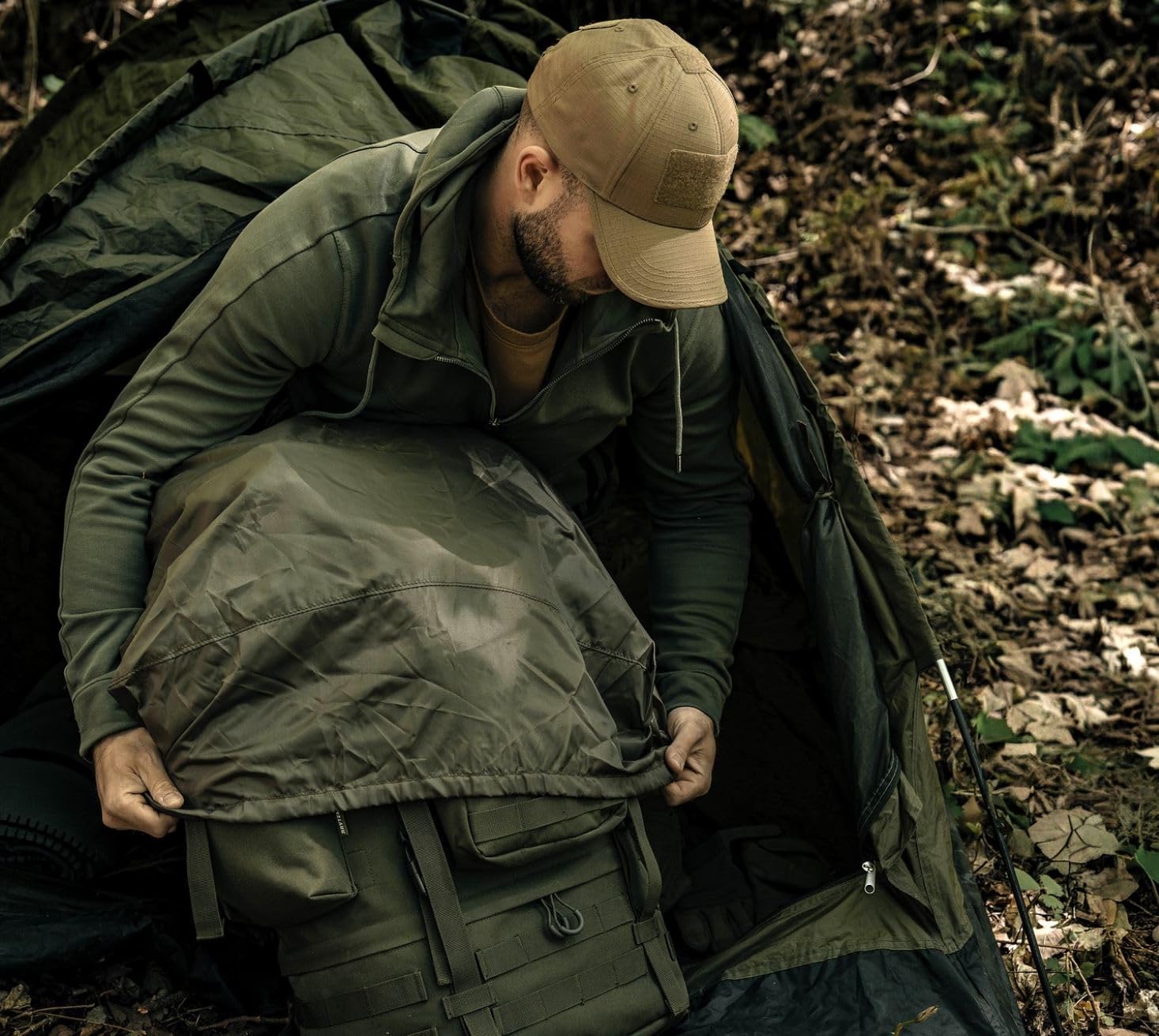Tactical Fortex 65L Mochila Táctica – Oliva | Gran Mochila Militar & Trekking Hombre | Con Sistema MOLLE, Funda Impermeable | Ideal para Senderismo, Camping & Expediciones | 67×40×25 cm
