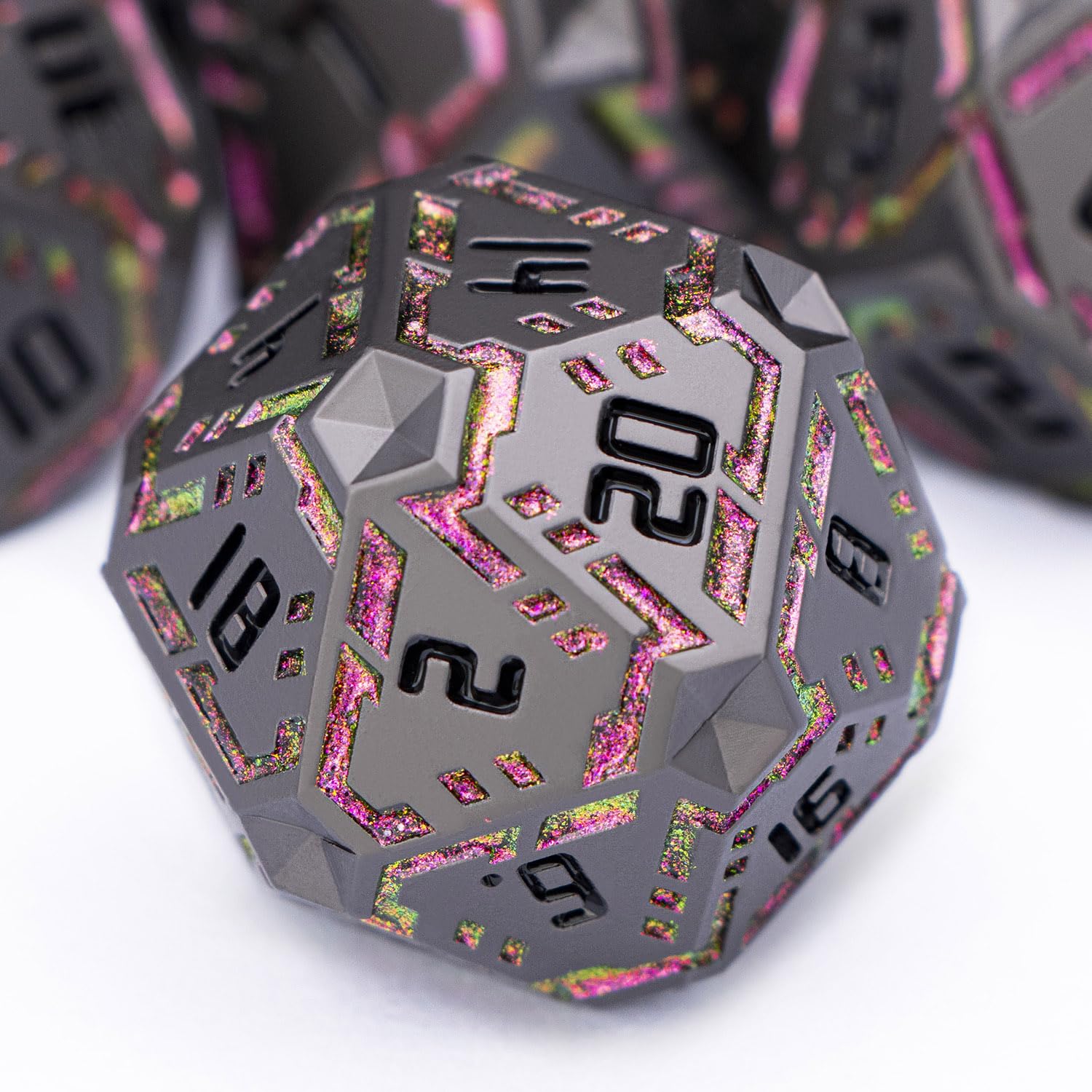 Set di 7 dadi fantascientifici in metallo poliedrici a strisce, per giochi di ruolo, Dungeons Dragons, con confezione regalo D6, D8, D10, D12, D20 (nero e viola)