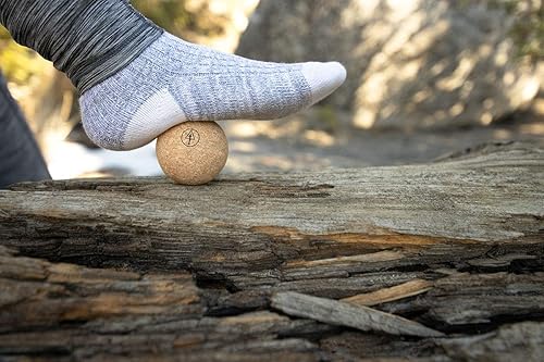 Miniatura 6 de Bola de masaje de corcho de viaje, alternativa ligera y sostenible a la bola de lacrosse para aliviar el dolor muscular (surtido de 2 piezas, corcho