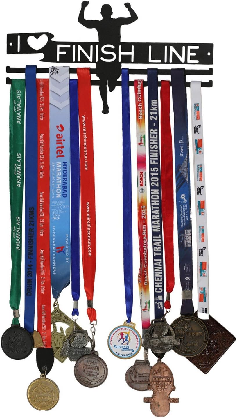 RUNWYND I Love Finish line Medal Hanger - Black (38 cm x 20 cm)