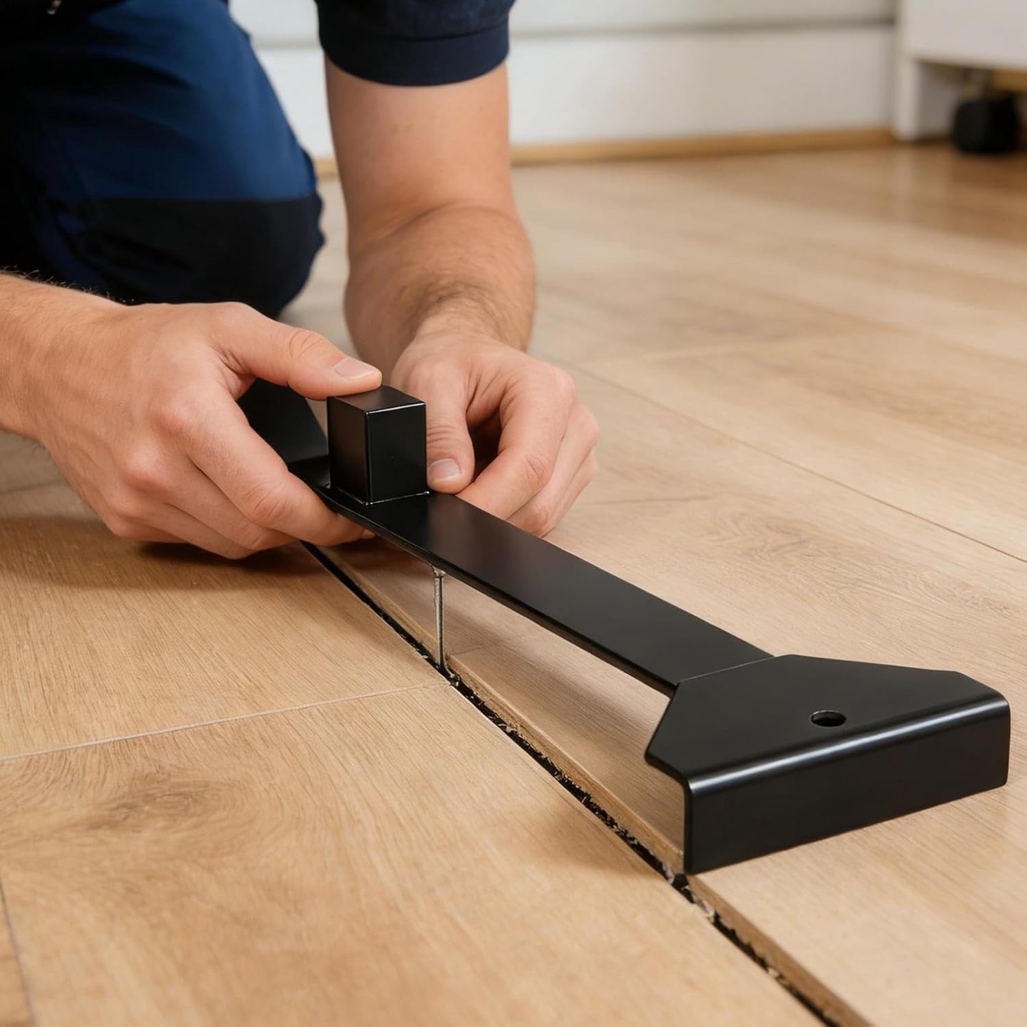 Flooring Pull Bar - Flooring Plank Installation Pull Pry Tool | Heavy Duty Laminate Pry Bar for Home, Industry, Office, Commercial, Balcony, Garage, Bedroom and Living Room Floor