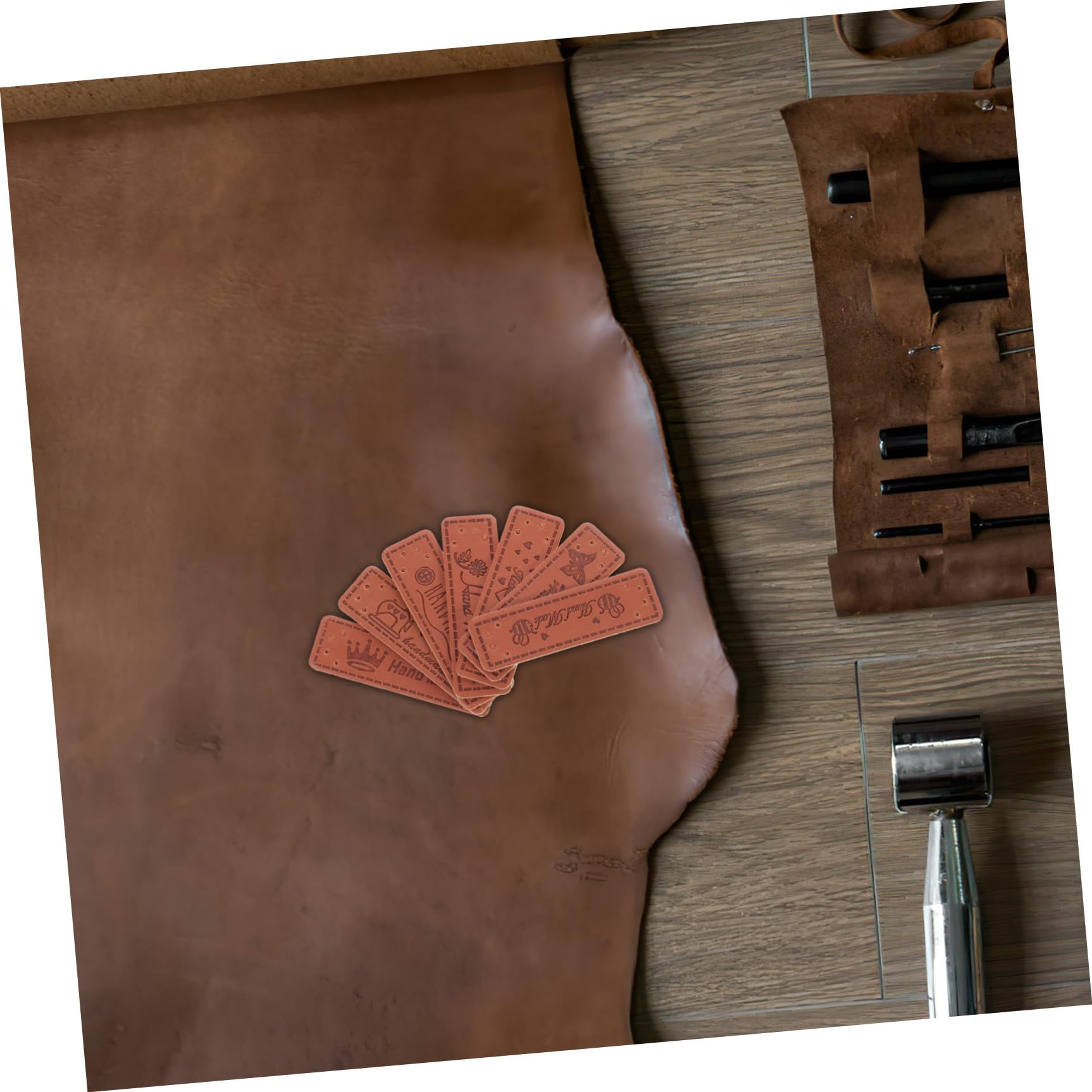 SEWACC 420pièces Étiquettes Cuir Pu Fait Main Avec Trous Pour Bricolage Accessoires De Couture Pour Vêtements Et Projets De Création