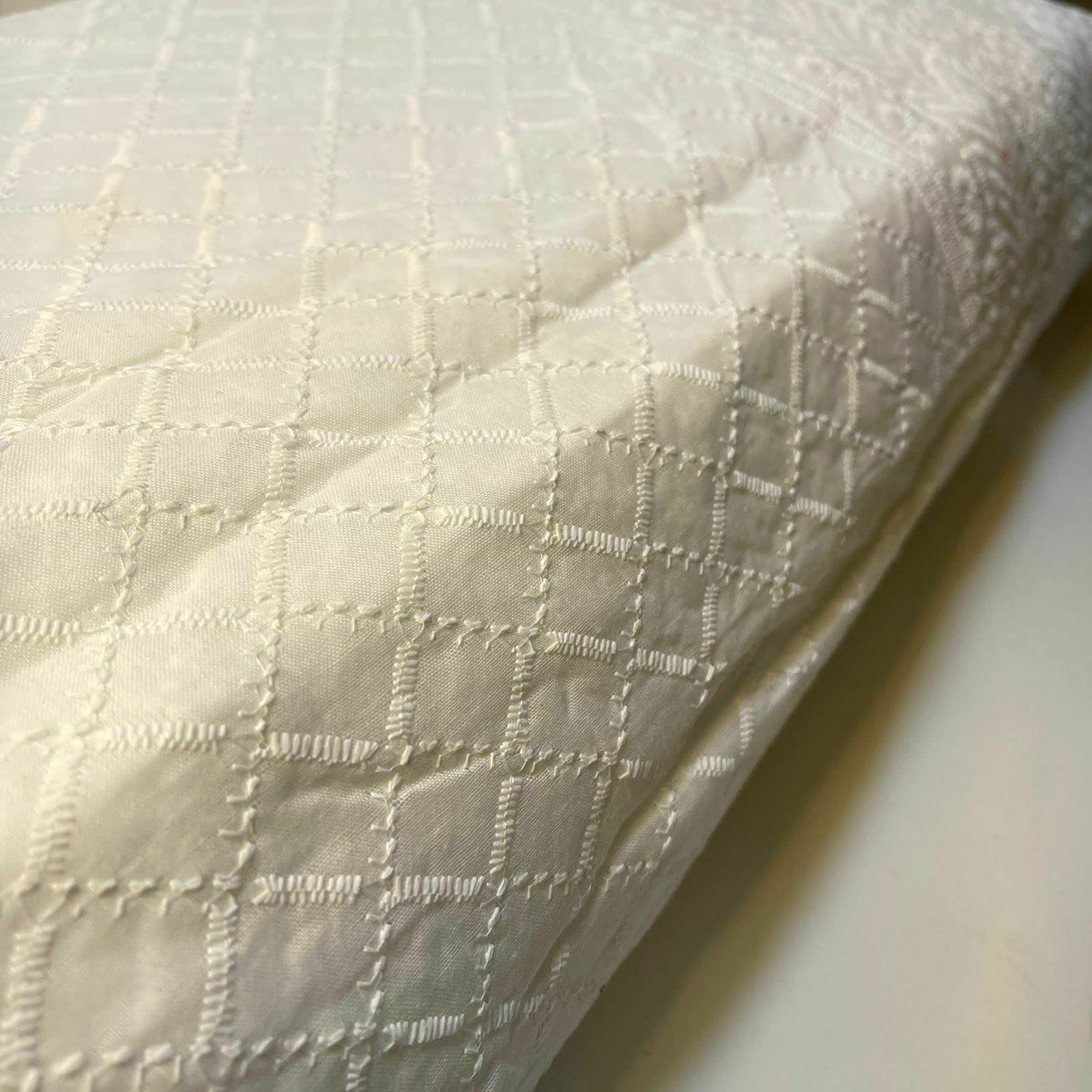 Indian 100% Cotton Lawn All Over Border Broderie Anglaise Embroidered Dress Craft Fabric Material 44" - Image 2
