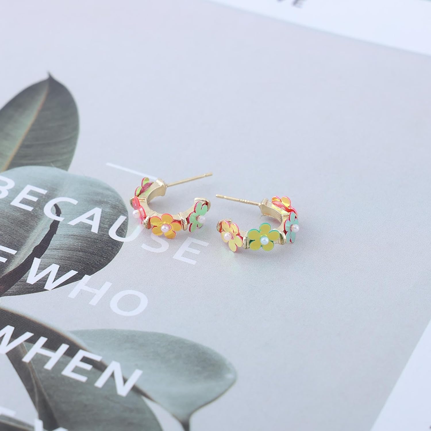 Andelaisi Boho Daisy Flower Hoop Earrings Colorful Flower Earrings Rainbow Flower Half Hoop Earrings Small Hoop Daisy Drop Earrings Jewelry for Women - Image 4