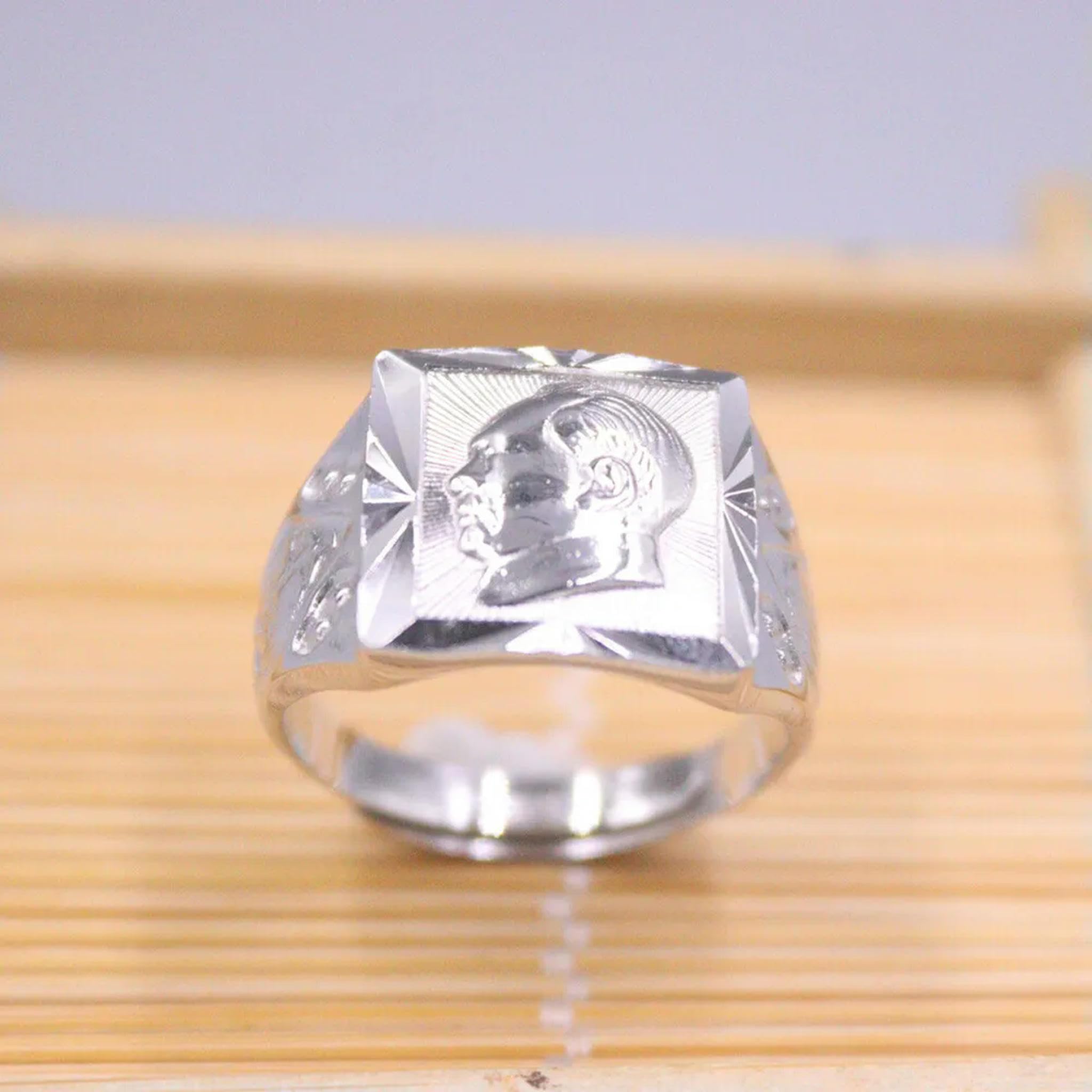 Bague homme argent S925 : le grand anneau carré pour vos soirées