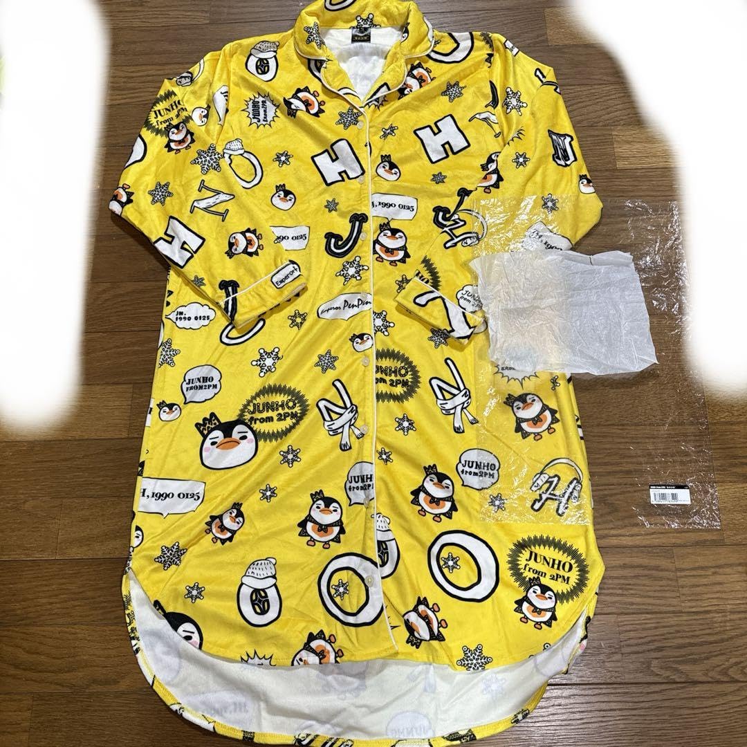 Amazon.co.jp: ジュノ 皇帝ペンペン パジャマ : ファッション