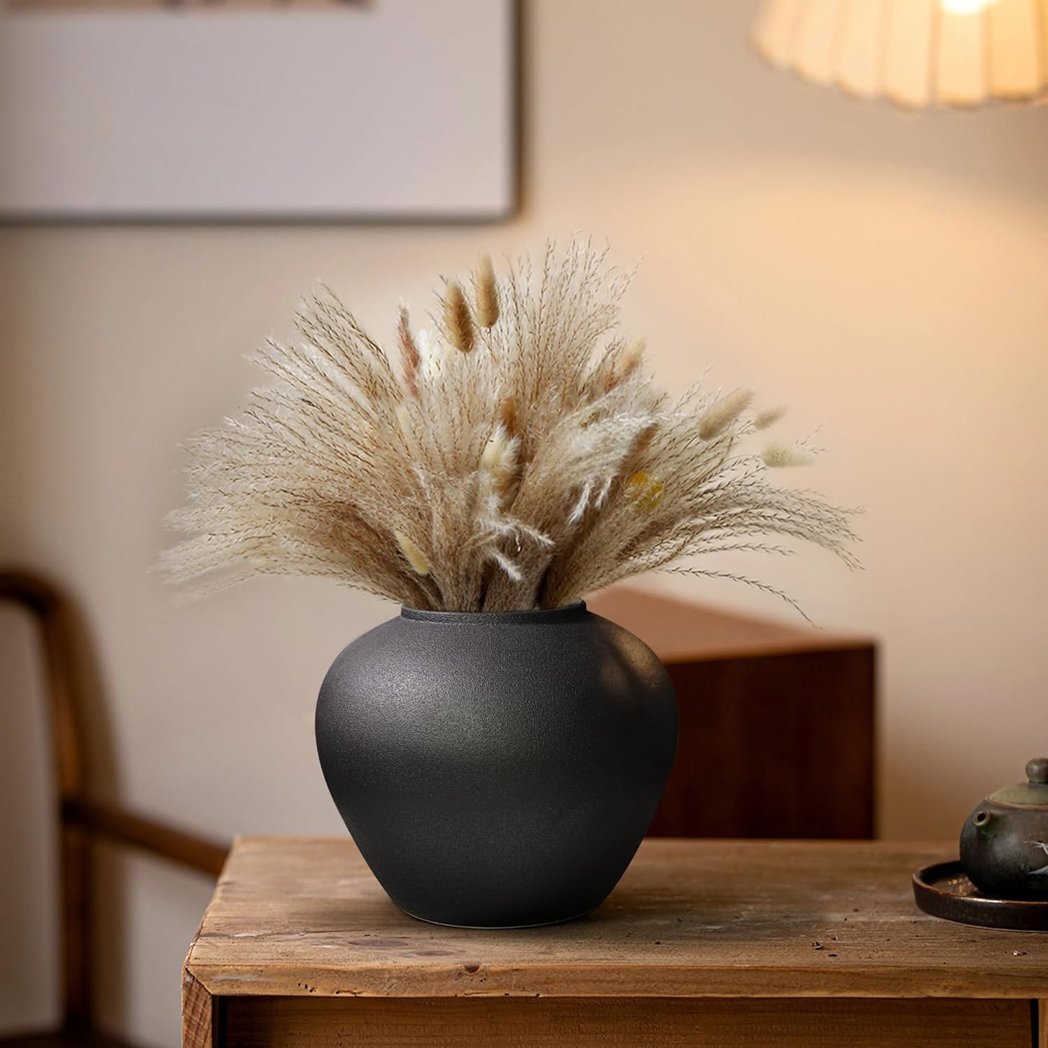 GeLive Black Ceramic Flower Vase 7 Inch Round Jar Farmhouse Rustic Vase for Fresh/Dried Plants Table Centerpiece Minimalist Home Decor Handmade Pottery Planter Pot Kitchen Utensil Holder