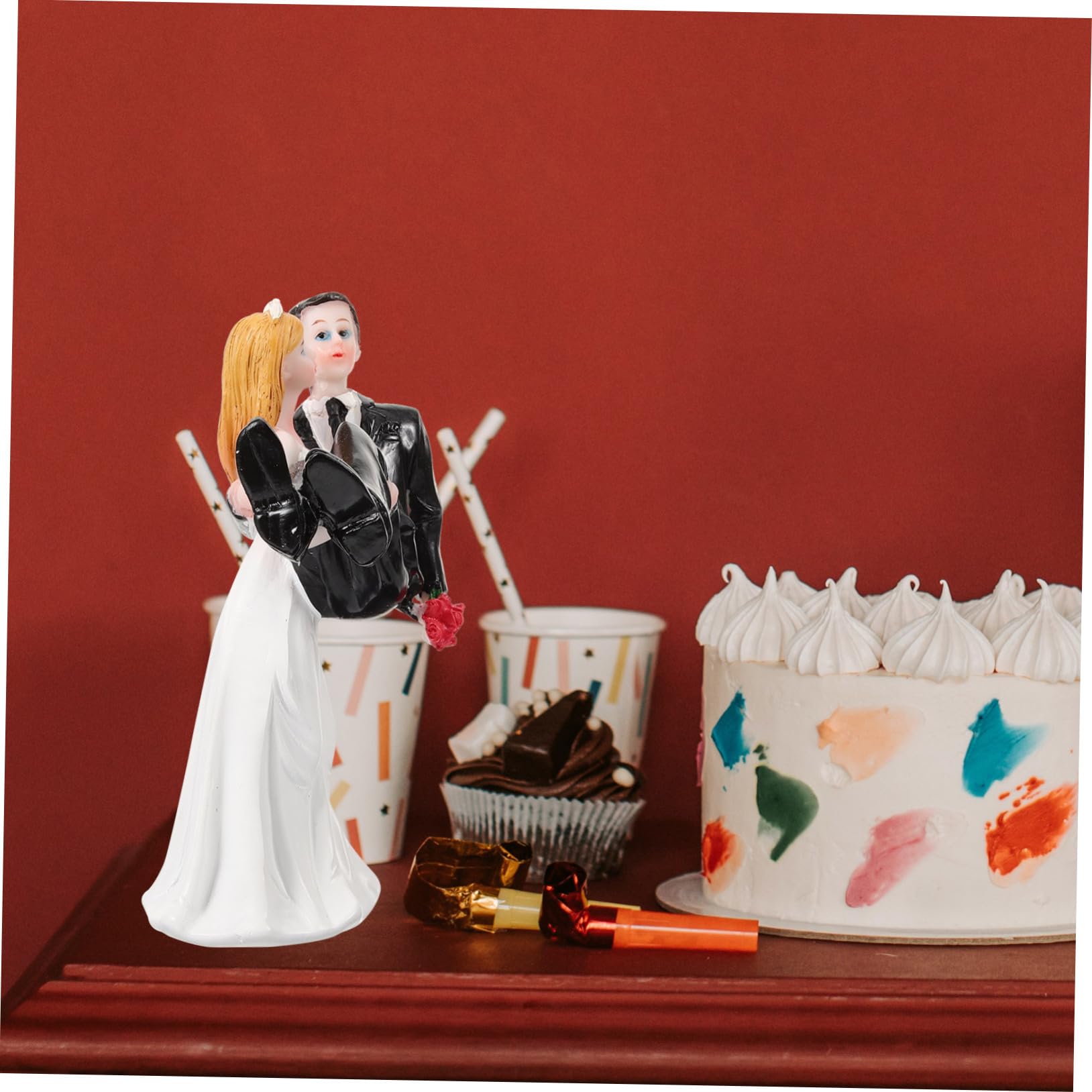Cabilock 2stücke Brautpaar Figurine Aus Resin Hochzeitsdeko Tortenaufsatz Für Braut Und Bräutigam Romantisches Als Hochzeitsgeschenk Perfekter Fotorequisit Für Unvergessliche Momente