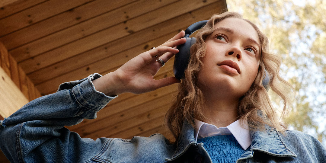 usa ベロア　トップス クリームホワイト　80s Amazon.com: Sudio K2 Wireless Over-Ear Bluetooth Headphones,Noise