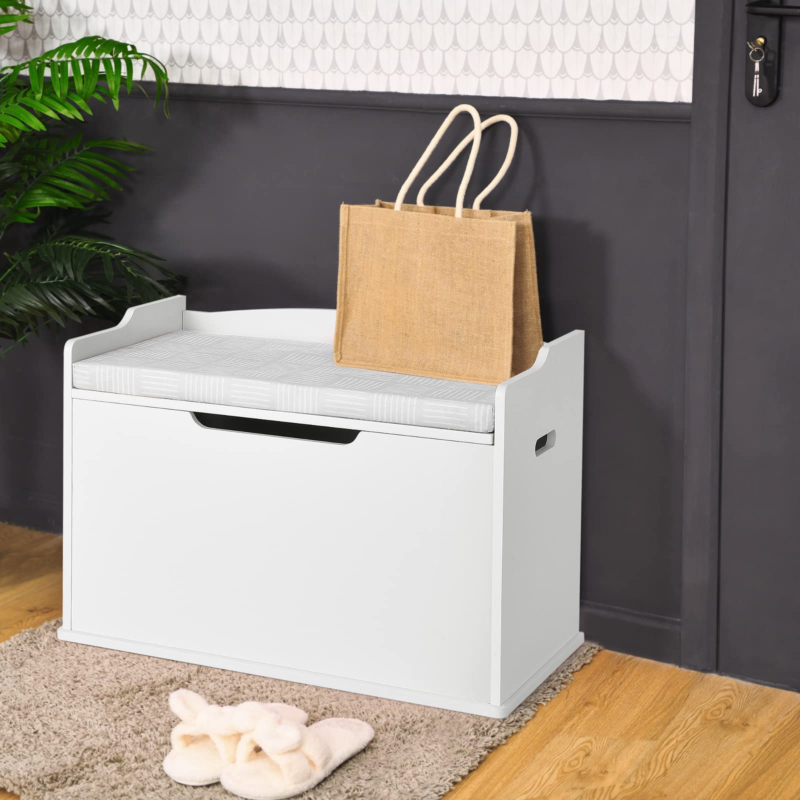 GYMAX Scatola Porta Giochi in Legno, Contenitore per Giocattoli con Coperchio Sollevabile, Panchina con Cuscino, Grande Capacità, Maniglie Incorporate, 74 x 39 x 52 cm (Bianco)