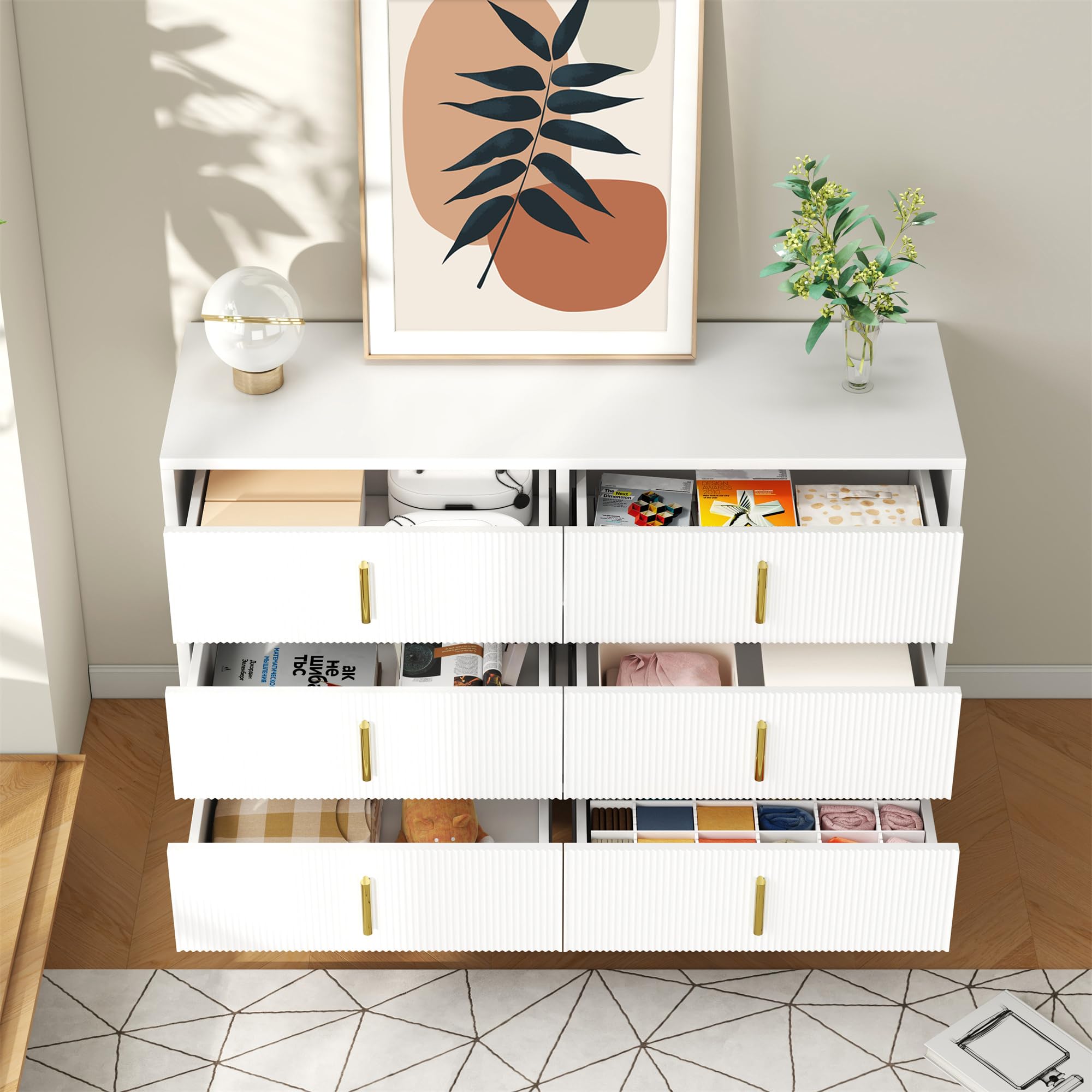 Elegante credenza dal design moderno, cassettiera e molto spazio, maniglie dorate (bianco+oro)