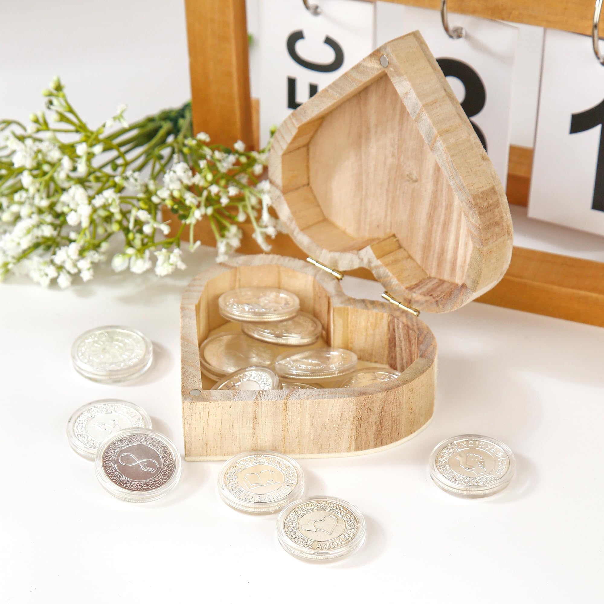 TINGKU Arras de Boda Catolica Set de monedas de boda - 13 monedas de unidad de plata para la ceremonia de boda católica, elegantes Recuerdos Para Boda con caja de madera en forma de corazón