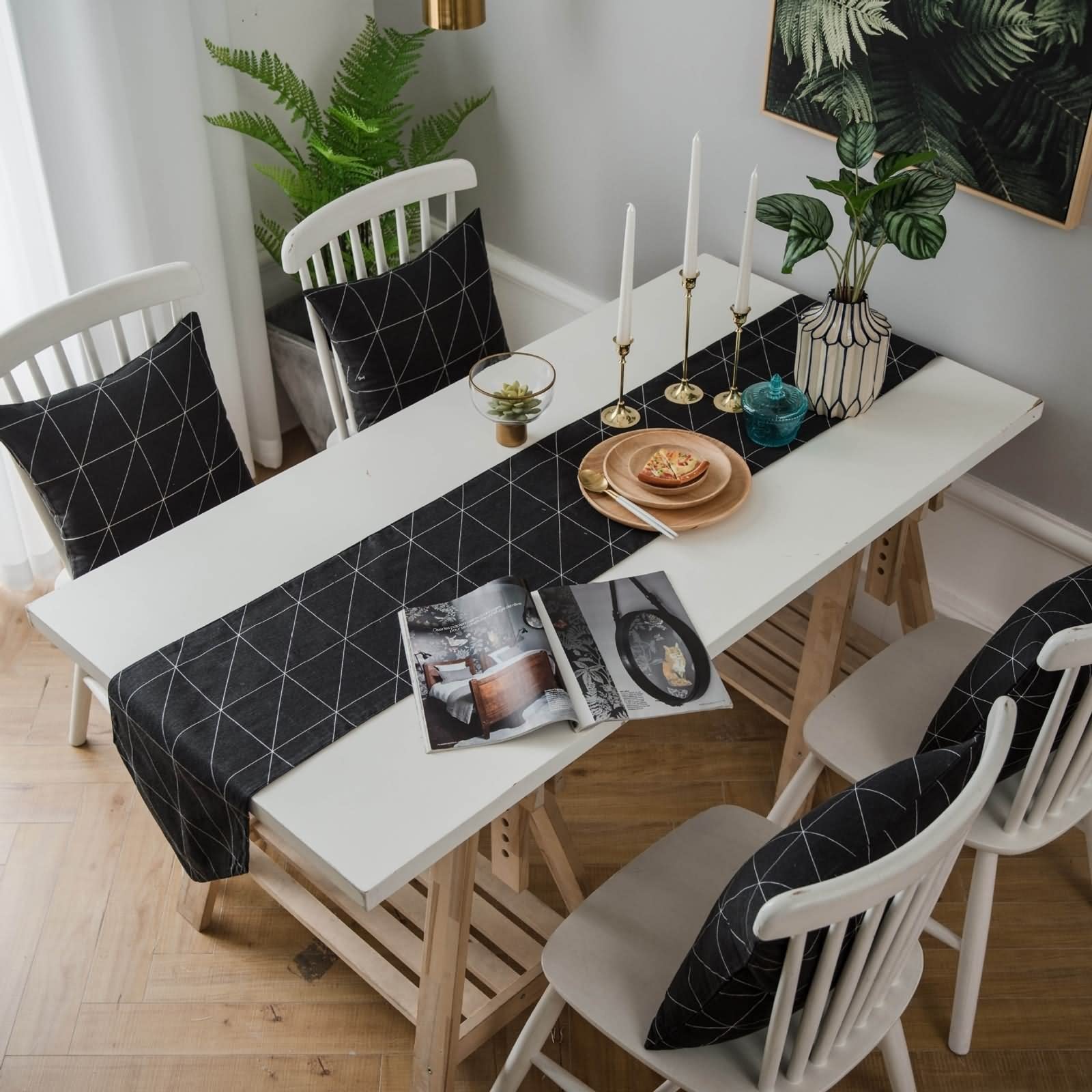 Camino de Mesa de Navidad, Decoración para Comedor Celosía Geométrica Negro Sabana de Algodon 30x220CM