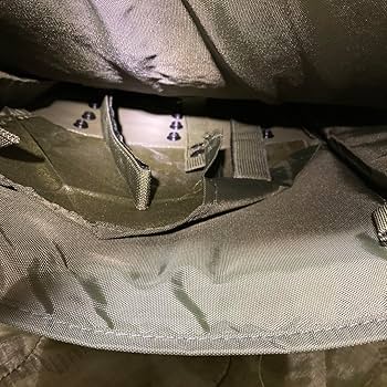 アメリカ軍　軍用無線機用 バックパック　通信兵用 リュック Amazon.co.jp: アメリカ軍 軍用無線機用 バックパック 通信兵用