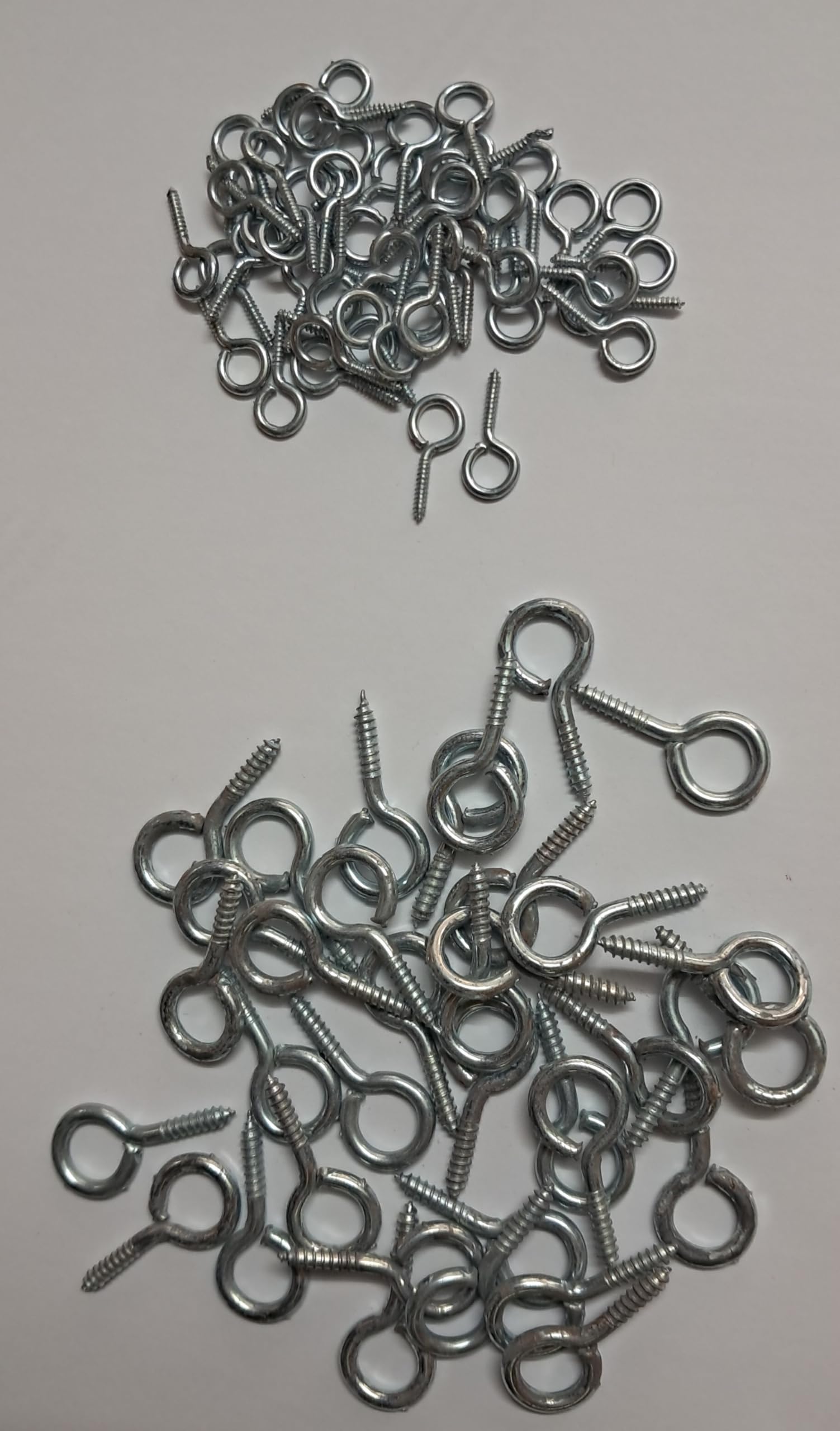 Q1 Beads Metal 150 Pcs. Combo B Hook Eye Hook Screws, Screw in Eye Hooks for Wood, Securing Cables Wires, Self Tapping Eyelet Screw Eye Bolts for Indoor & Outdoor Use (0.5 inch, 1 inch) — Amazon image 3