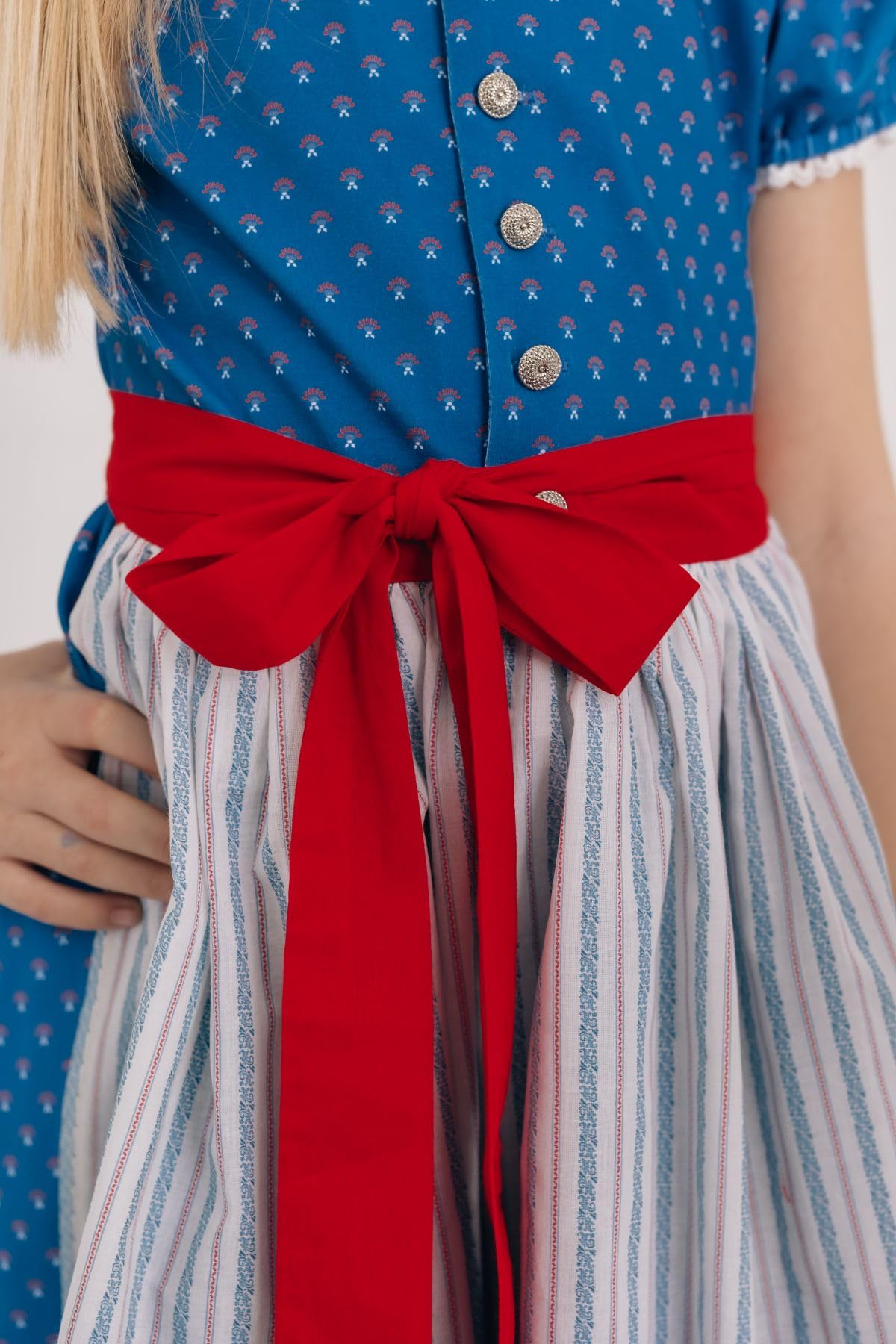 Mogo Dirndl Krone