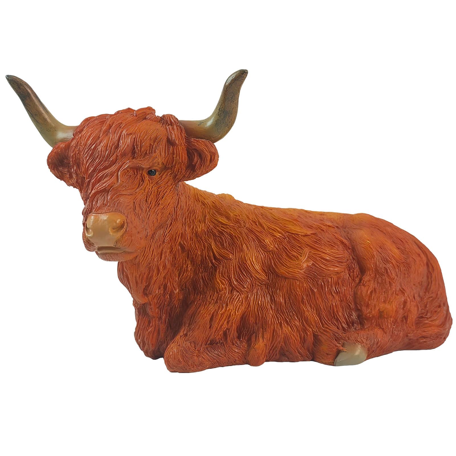 Farmhouse Decor, Highland Cow Decor, Resin Home Decoration, Lifelike Highland Cow Statue and Figurines for Highland Cow Lovers!