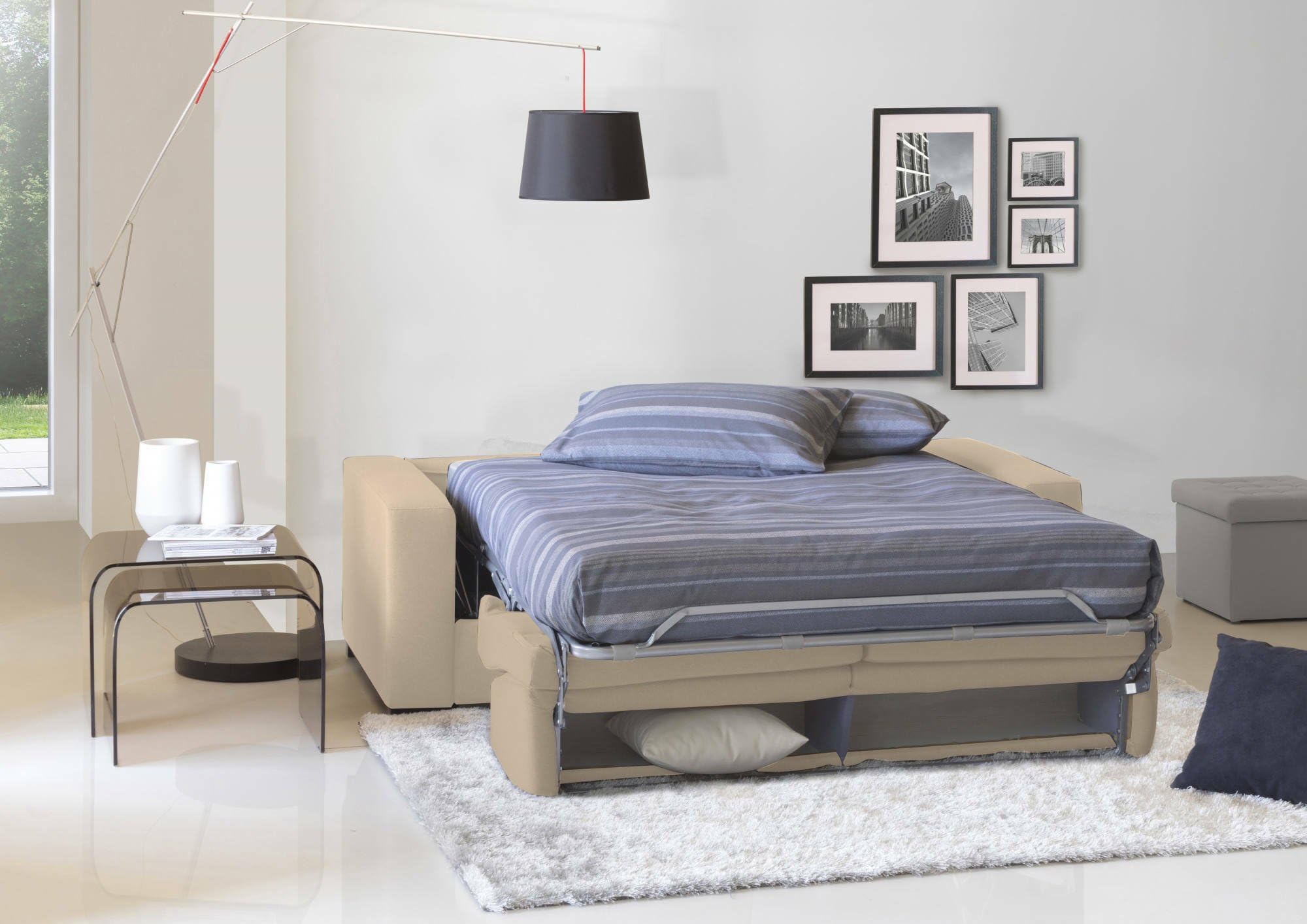 Dmora Divano Letto 2 posti Alena, Sofà Soggiorno con Apertura Girevole, Tessuto Imbottito, Braccioli Slim, 100% Made in Italy, Cm 160x95h90, Beige