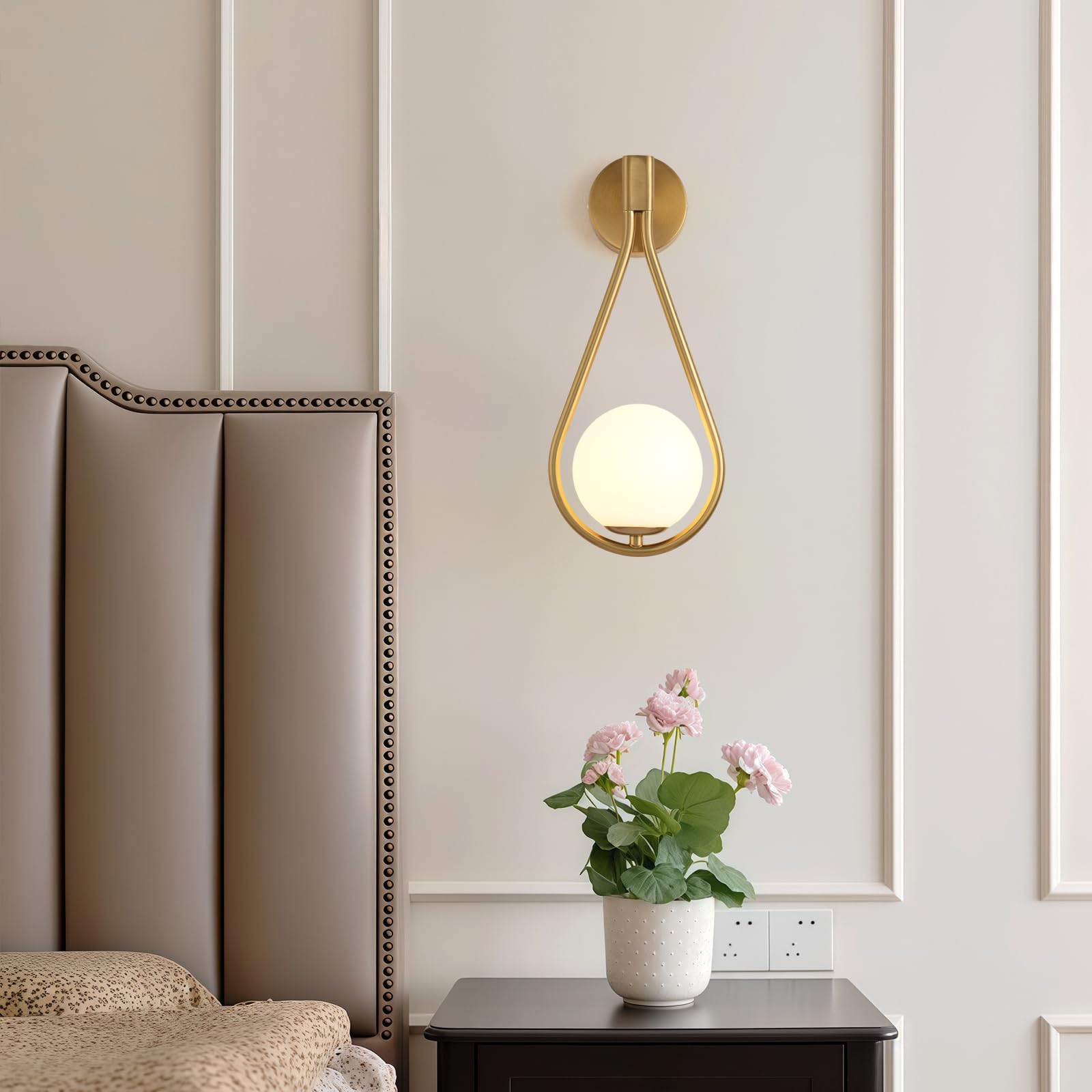 zhxinashu Aplique pared Interior, 5W Bola de Vidrio Lámpara de Pared, Apliques de Pared de Hierro, Lámpara de Pared para Sala de Estar, Dormitorio y Lado de la Cama(Dorado)