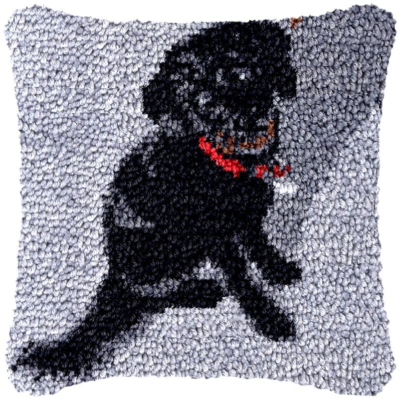 Beginner Latch Hook Kits Black Labrador Pillow Printed Canvas DIY Rug Making Kits Cushion Crochet Yarn Needlework Hook Latch Kit Pillowcase Cover Christmas Home Sofa Decoration 43x43cm
