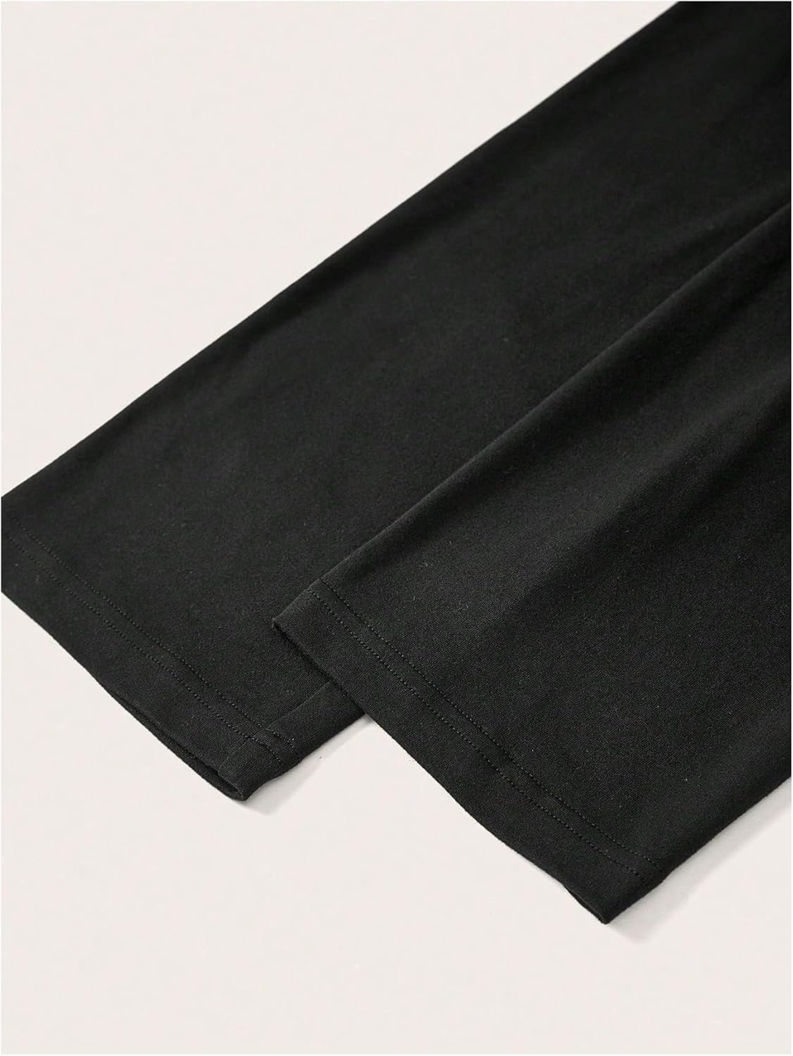 WDIRARA Women's Plus Size Off Shoulder Lips Print Sweatshirt Long Sleeve Loose Pullover Shirt - Image 3