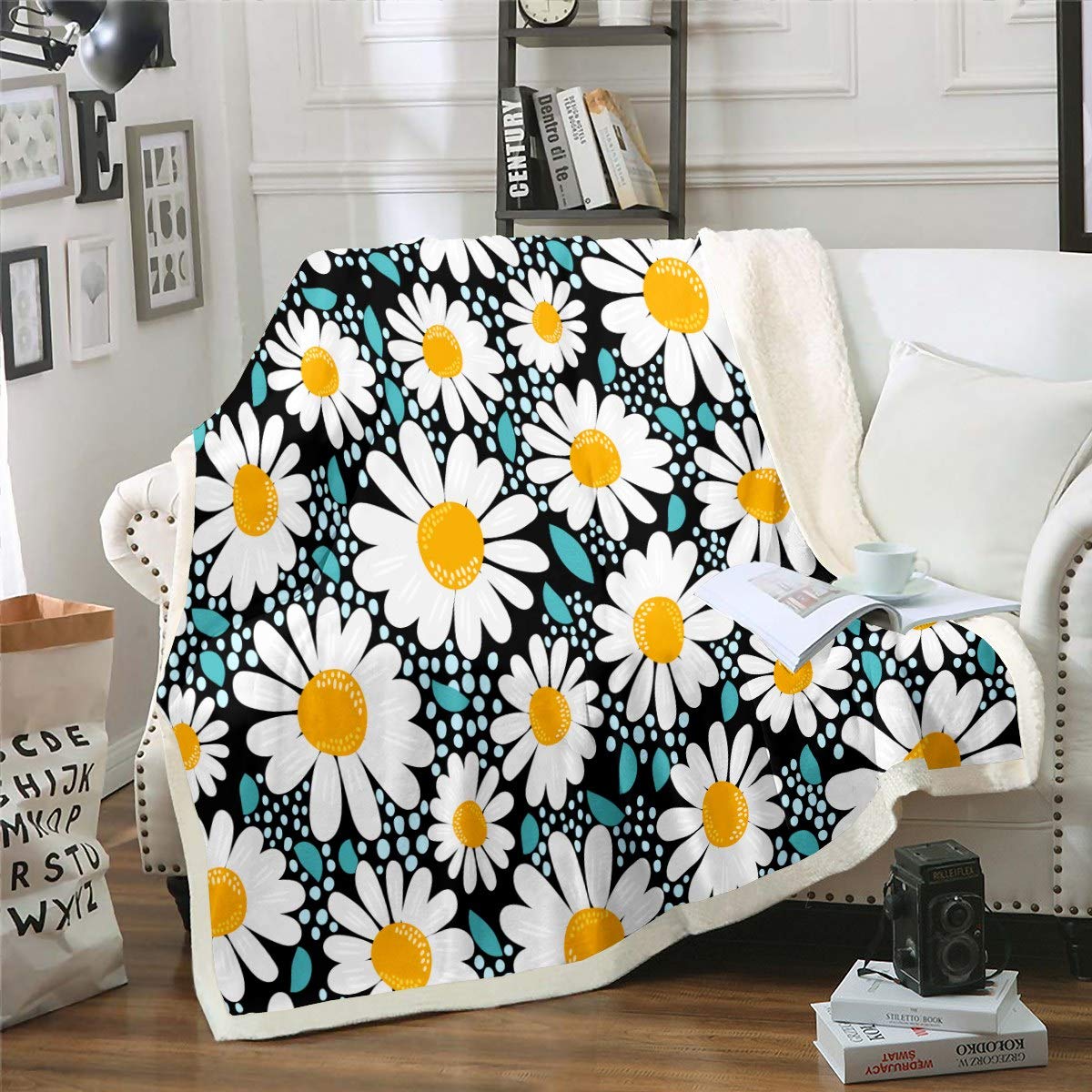 Loussiesd Cartoon Daisy Plush Throw Blanket Blossom Flowers Blanket for Bed Couch Travel Botanical Floral Printed Fleece Blankets Ultra Soft Natural Theme Sherpa Blanket Baby 30"x40"