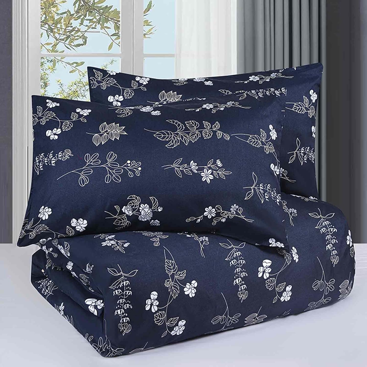 Faincy King Size Comforter Set, Navy Blue Floral White Flower Pattern Printed Reversible Alternative Bed Sets - Soft Microfiber Vintage Farmhouse Bedding in a Bag for Women Men, Dark Blue 104x90 3PCs