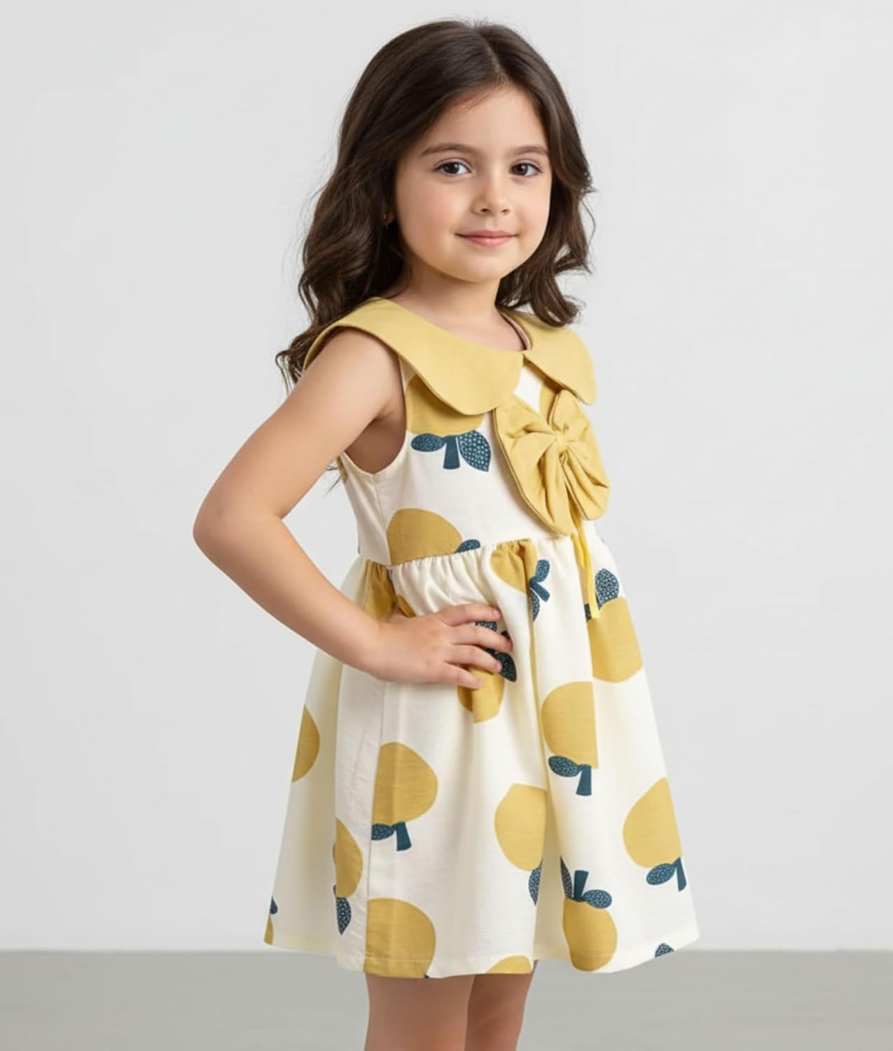 Vestido Infantil Estampado e estiloso, Gola Arredondada com Laço, Fechamento com Botão, para Meninas 4-6 Anos, Tecido Leve e Fresco em promoção! Veja a oferta e mais achadinhos de Meninas 3 Hoje é o melhor dia para comprar Vestido Infantil Estampado e estiloso, Gola Arredondada com Laço, Fechamento com Botão, para Meninas 4-6 Anos, Tecido Leve e Fresco com aquele preço maroto! Promoção! Aproveite a oferta! 3