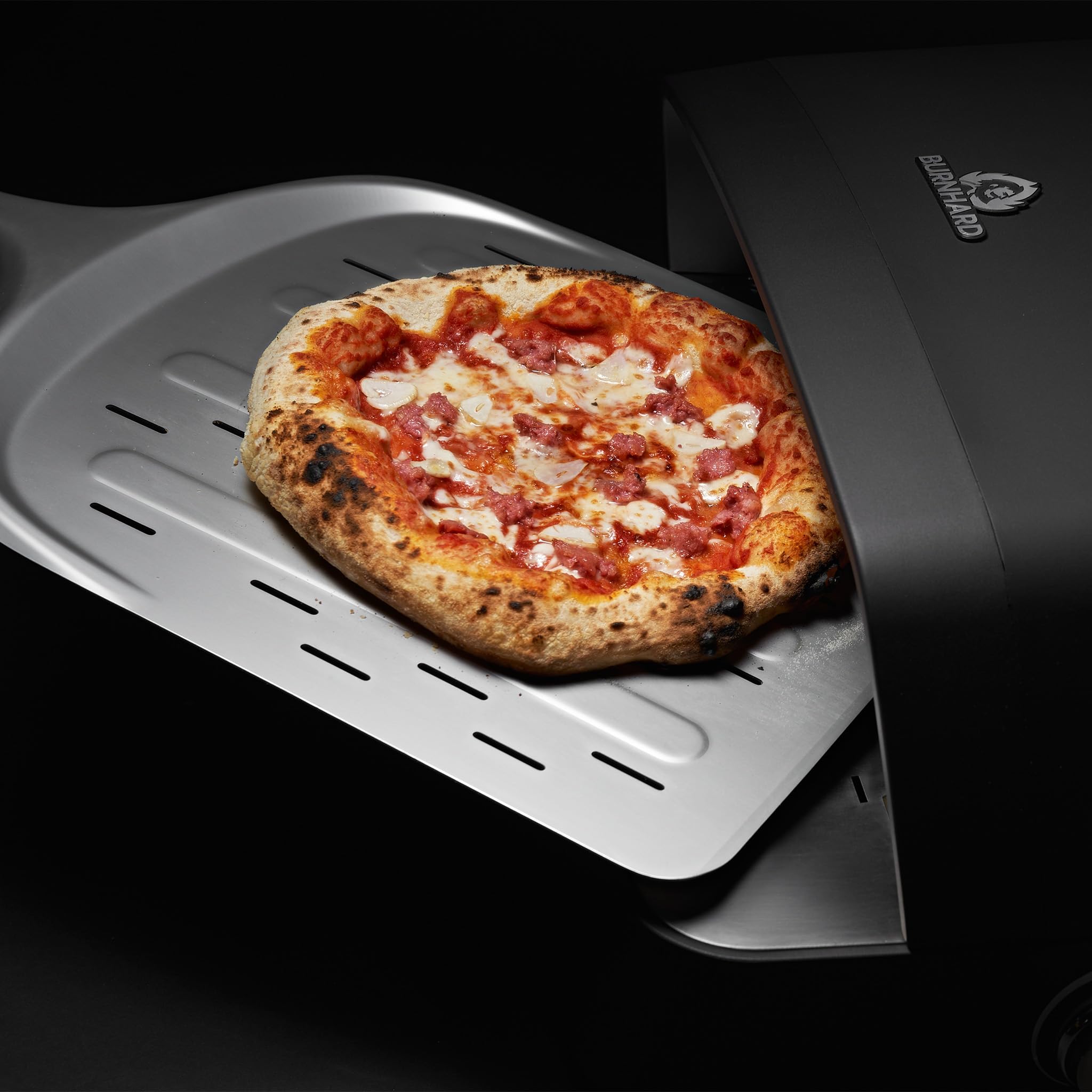Pelle à pizza BURNHARD® perforée, aluminium anodisé, manche en bois d'acacia, connexion enfichable, 29 cm & 36 cm, compatible avec fours à pizza TONY & Fat TONY – Pelle Deluxe