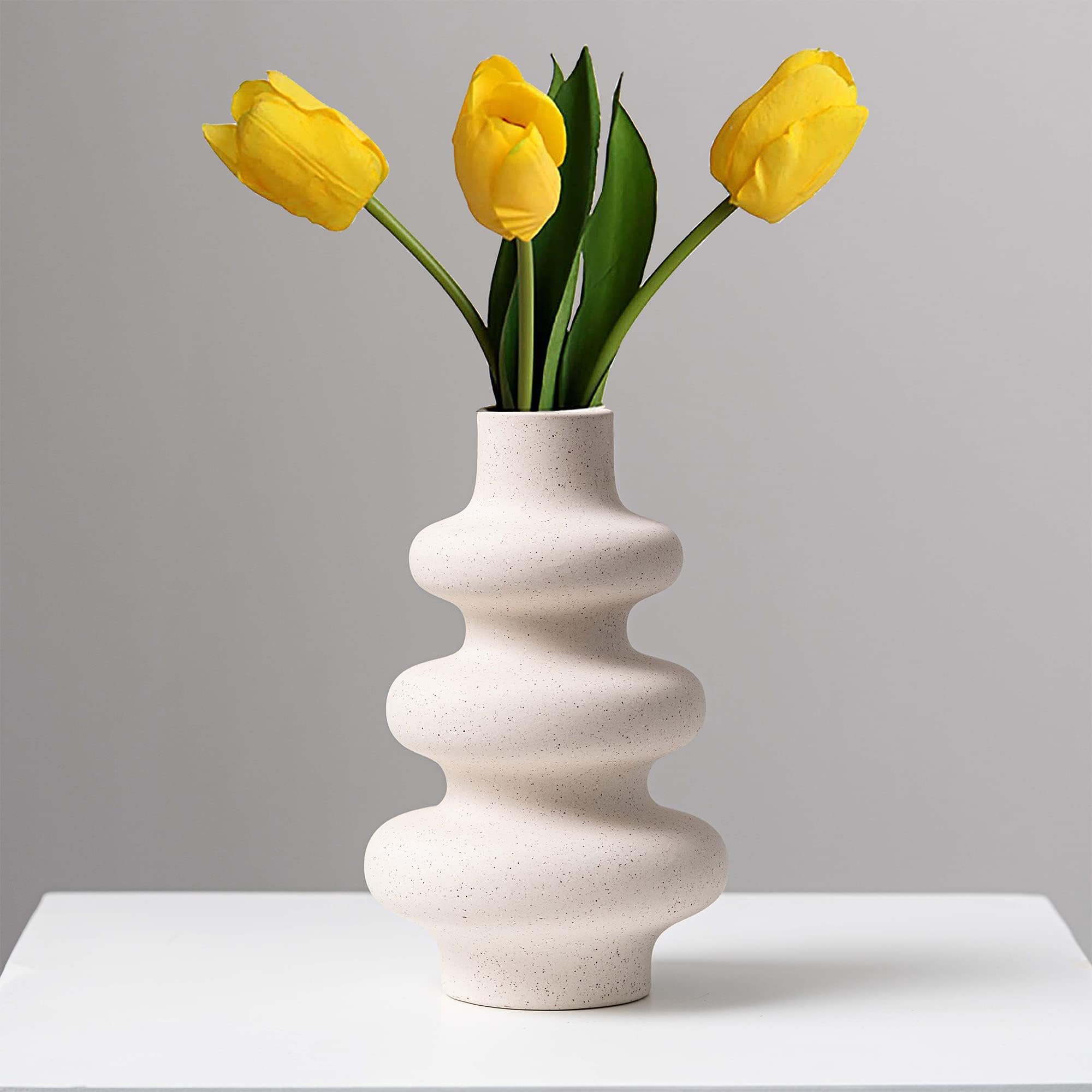 Steviieden Donut Ceramic Vase, Round Matte Off White Flower Vase, Nordic Minimalism Boho Style Décor Centerpieces for Living Room Bedroom Office Dinner Table Party Wedding