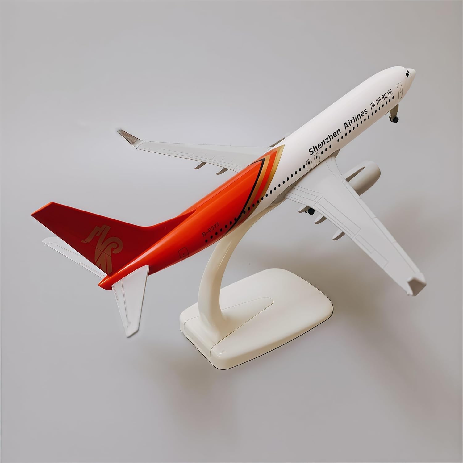 Diecast Metal Shenzhen Boeing 737 Model 1/300 Scale 20cm Precision Display Aircraft for Desk Collection Gift