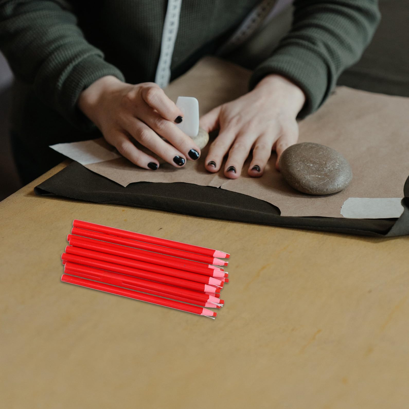 Angoily 120 Stück Teiliges Abziehbarer Wachsstifte Rot und Einfach zu Entfernen Vielseitig für Keramik Leder Holz und Metall für Bekleidung Schuhherstellung und Industrie